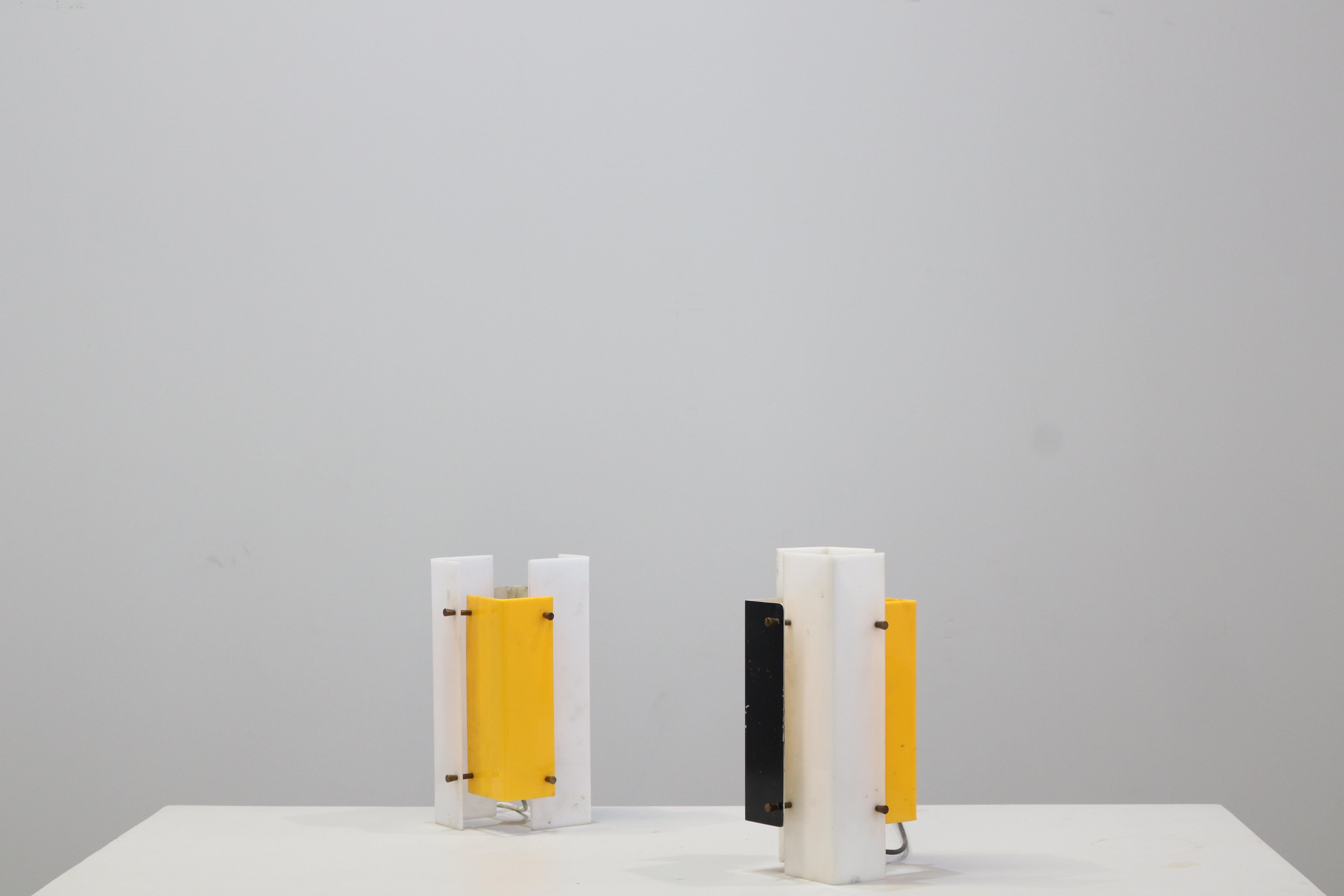 Pareja de lámparas de mesa Jean Boris Lacroix modelo 316, Diseñadas en 1958, para Luminalite.