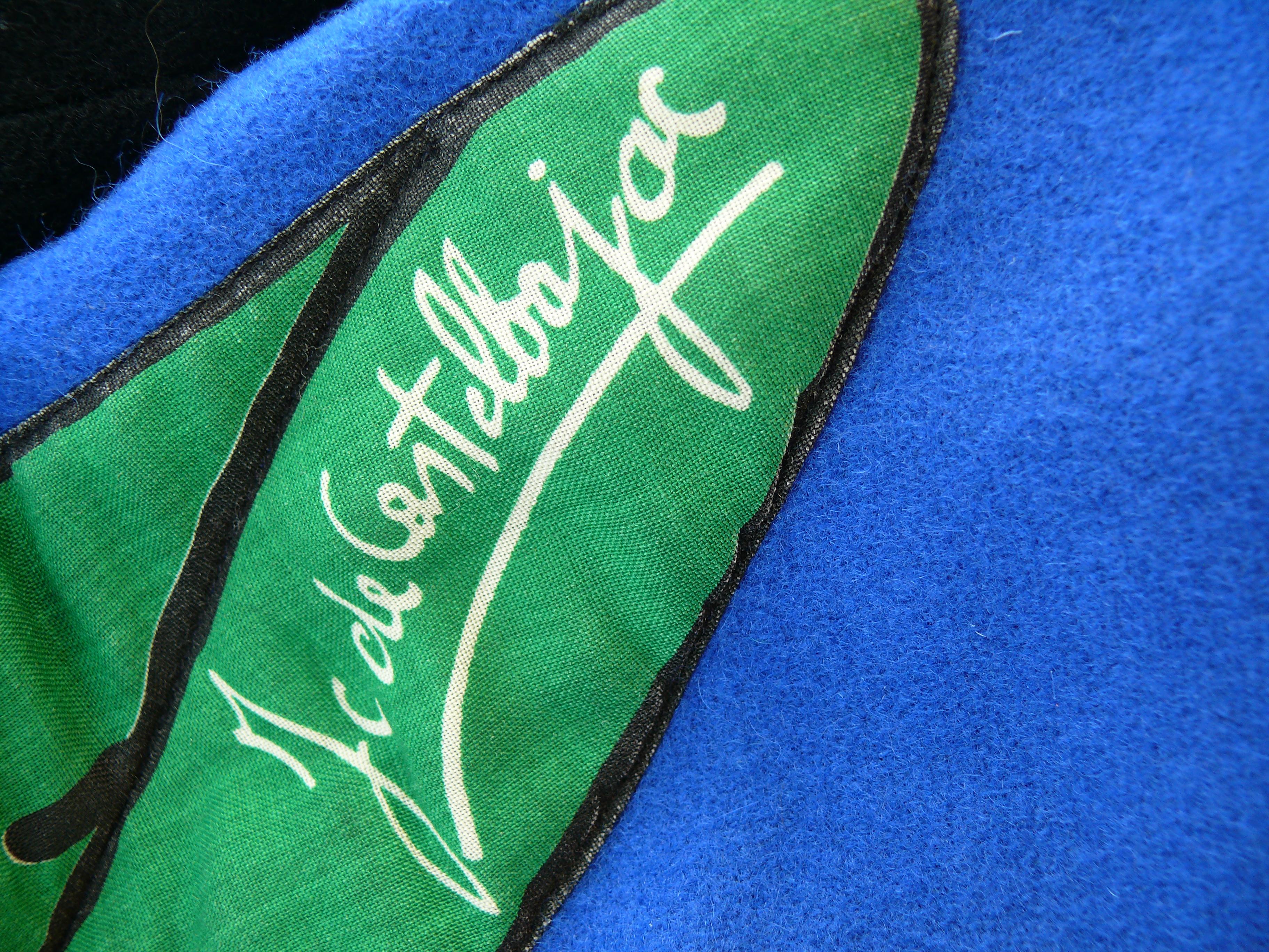 Manteau fantaisie vintage à appliques Jumeaux Jean Charles de Castelbajac Ko and Co en vente 12