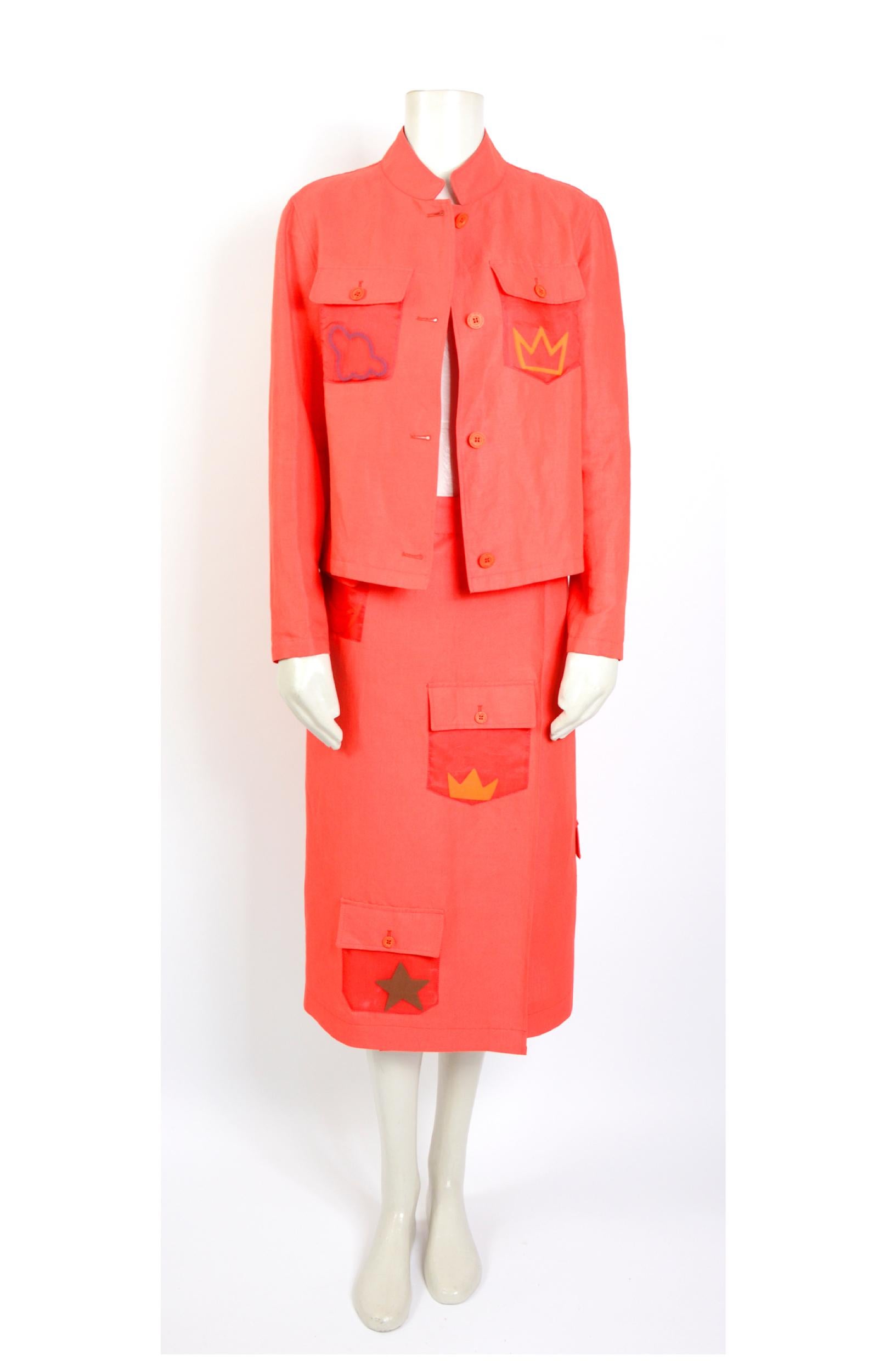 Jean Charles de Castelbajac vintage 1980s coral linen jacket and wrap skirt set.
Made in Italy size 42
Measurements that are taken flat:
Jacket: Ua to Ua 19,5inch/49,5cm(x2) - Waist 19inch/48cm(x2) - Sleeve 22inch/56cm - Total Length 21inch/53cm