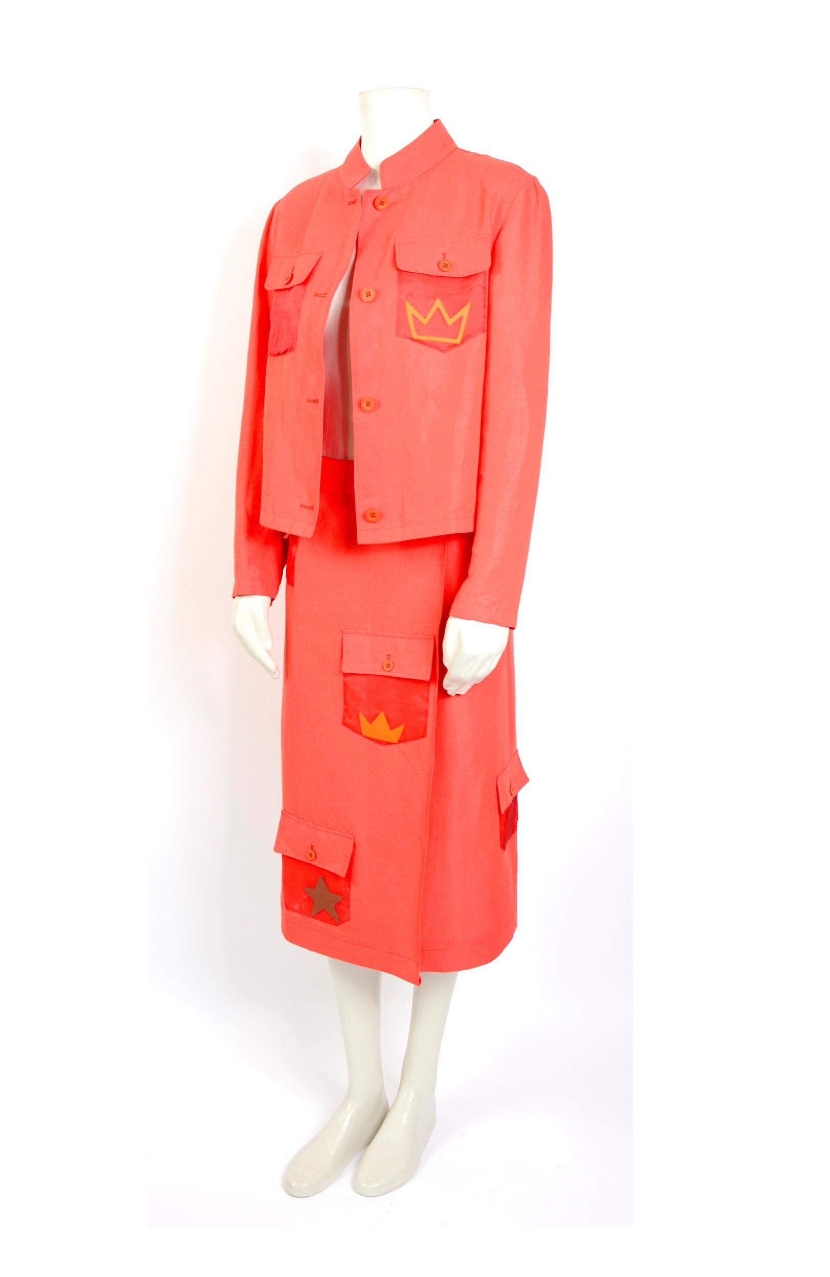Rouge Jean Charles de Castelbajac - Ensemble veste et jupe portefeuille en lin corail vintage des années 80  en vente