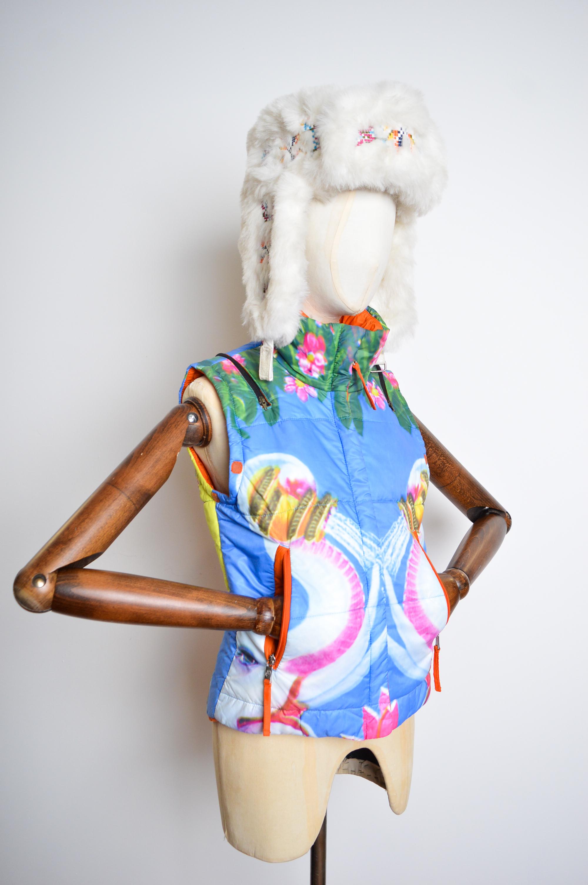 Jean Charles de Castelbajac Vintage Indian Goddess Down Puffa Gilet - Ski Vest For Sale 6