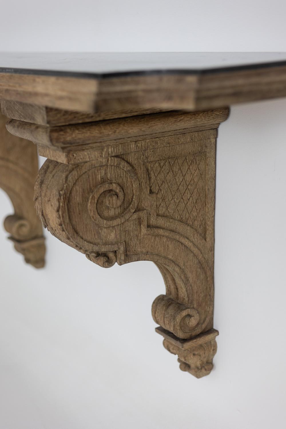 Jean-Charles Moreux. Console in carved oak and marble. 1940s. In Good Condition For Sale In Saint-Ouen, FR