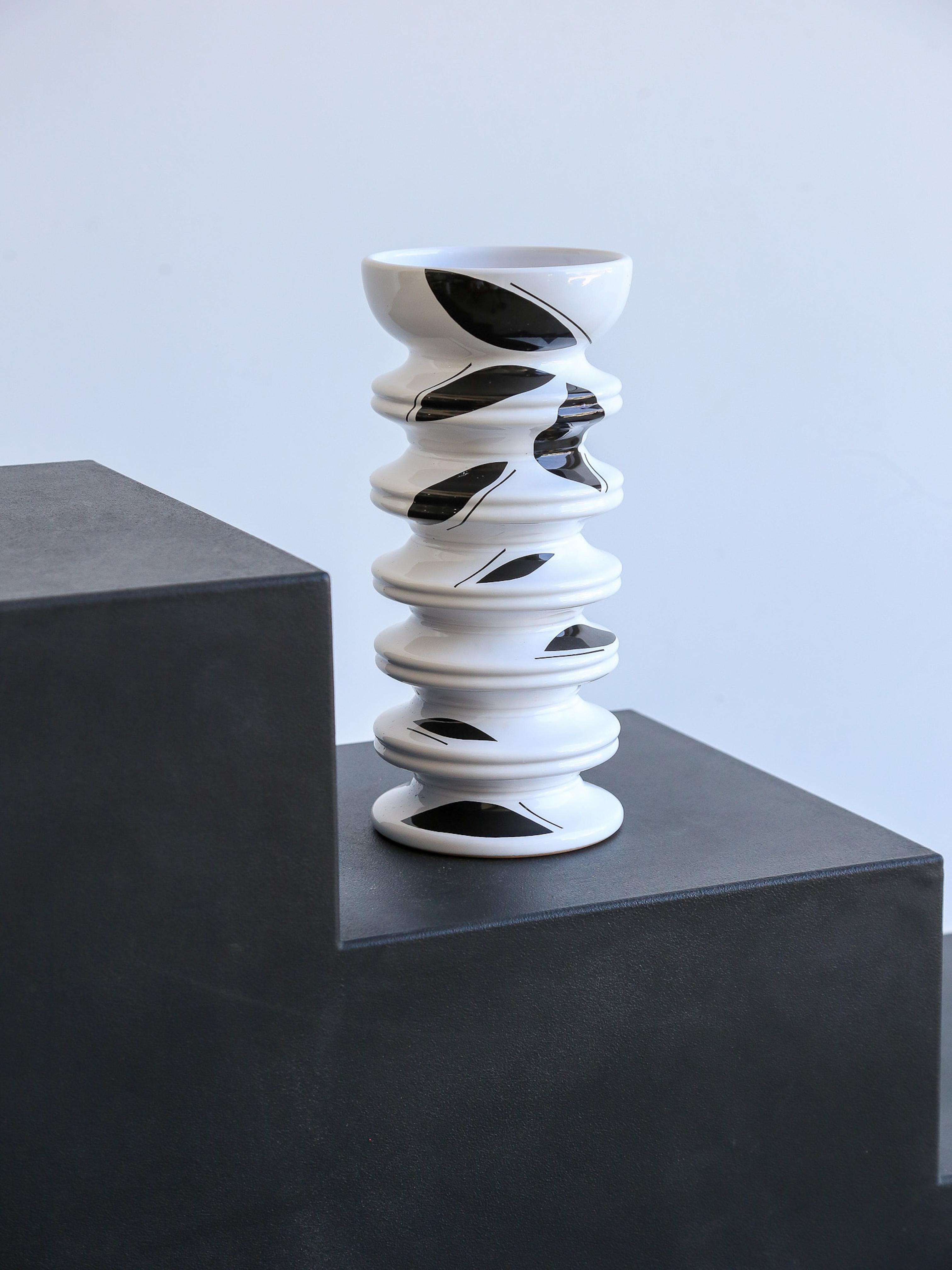 Mid-Century Modern Jean Christophe Clair for Rometti Black and White Vase For Sale