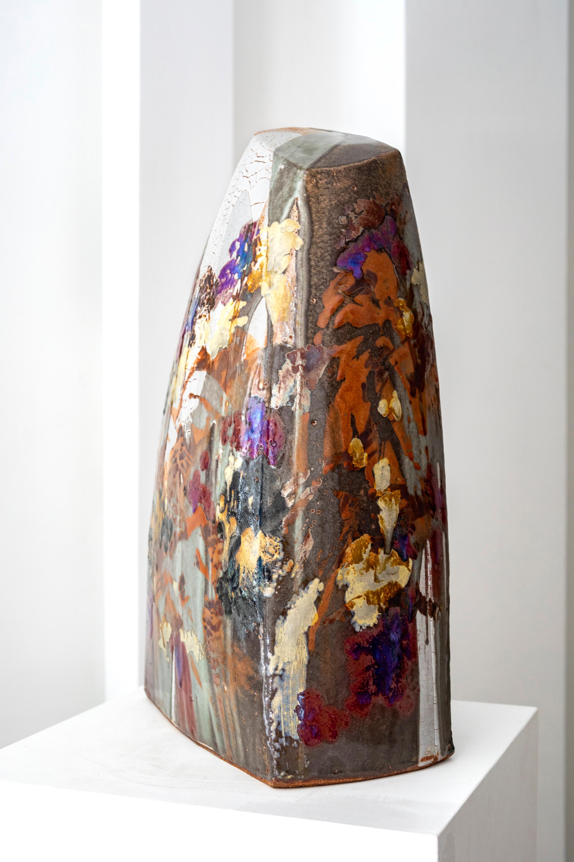 Dos du Vent 2 Ceramic sculpture - Brown Figurative Sculpture by Jean-Claude Canonne