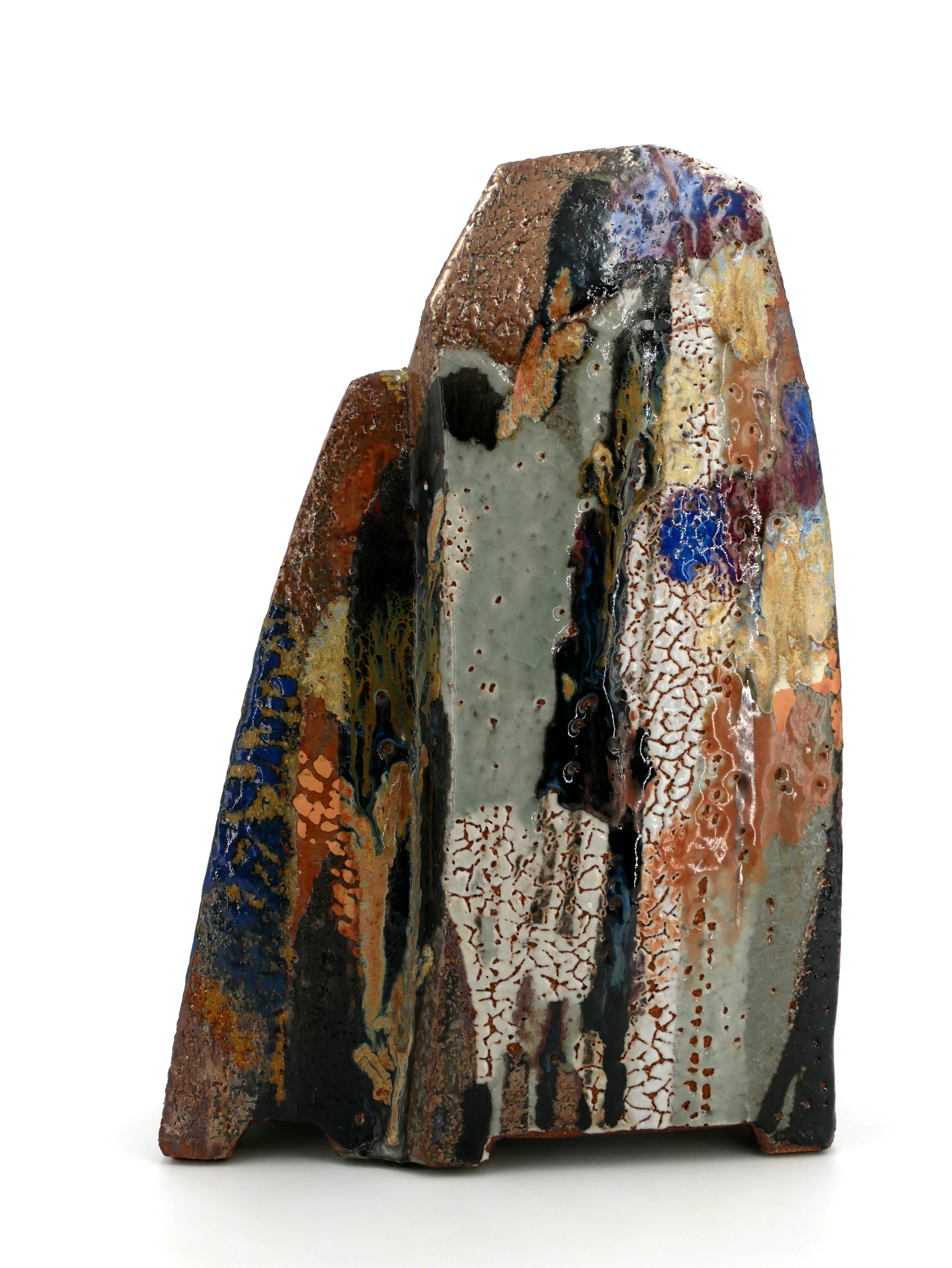 Mâcle Ceramic sculpture - Black Abstract Sculpture by Jean-Claude Canonne
