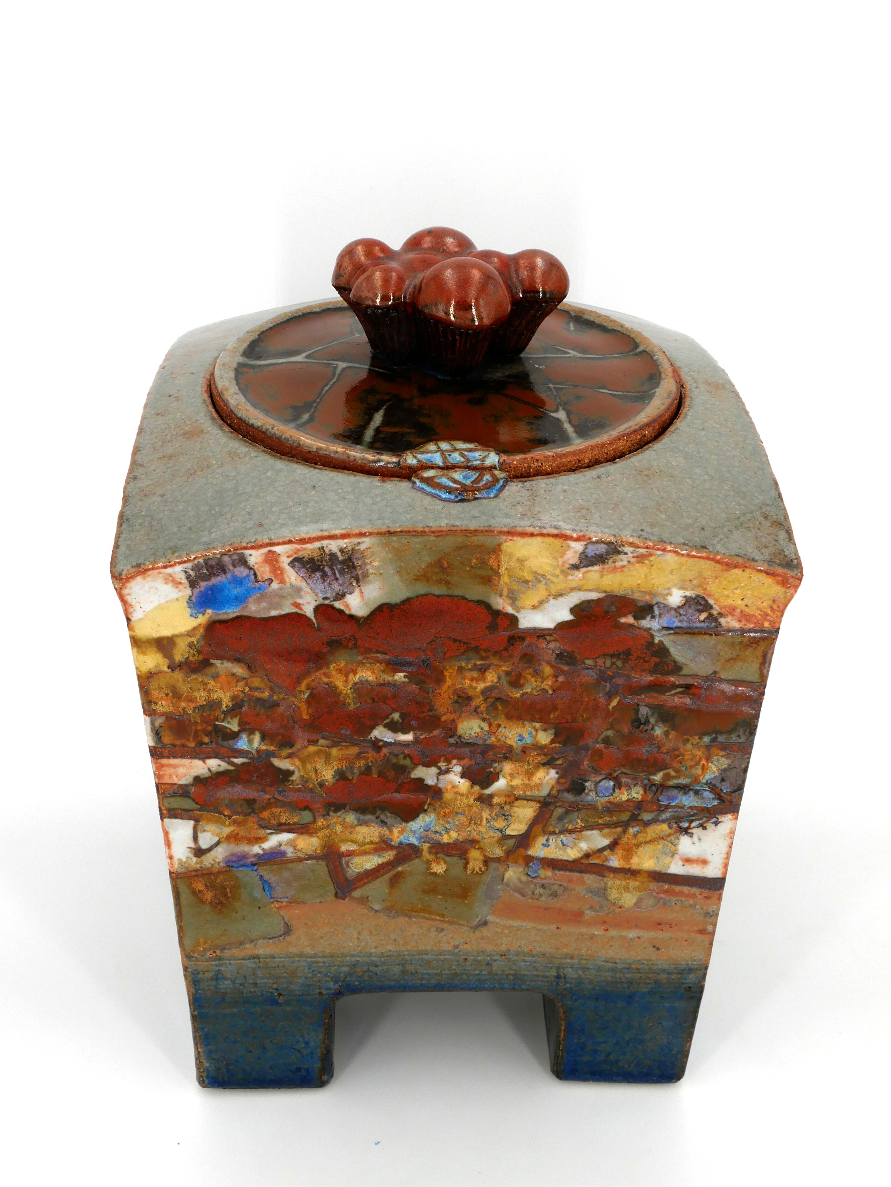 Scrigno in ceramica di siderite in vendita 6