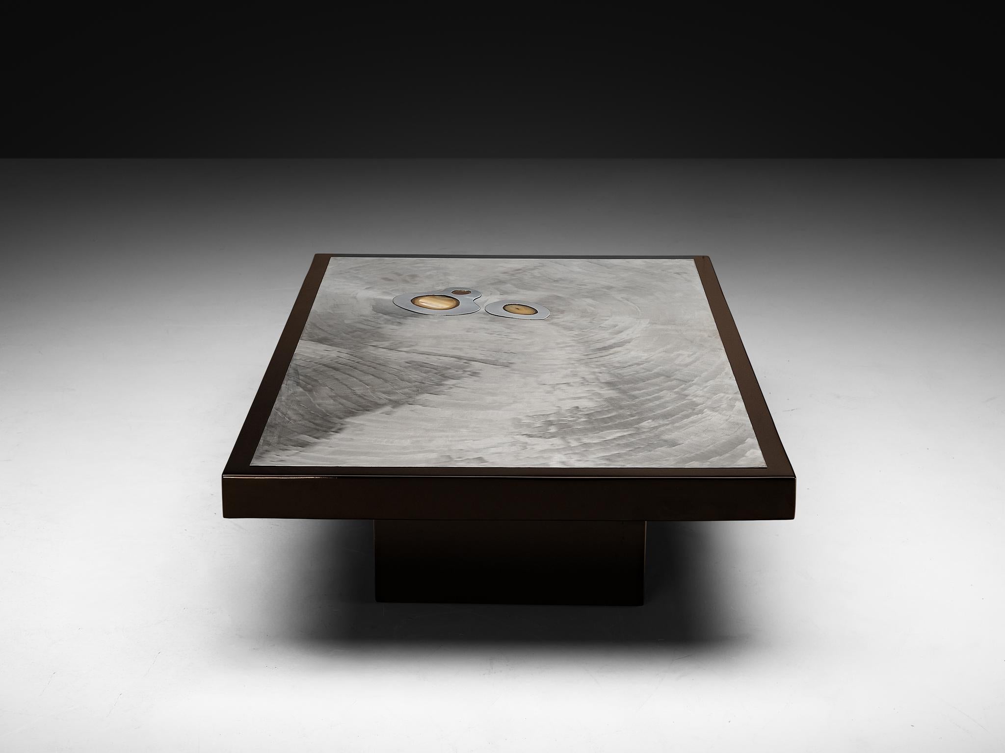 Table basse Jean Claude Dresse en acier et résine incrustée d'agate en vente 3
