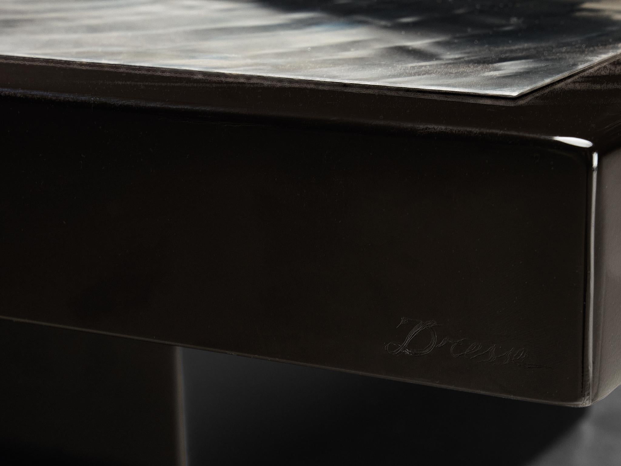 Table basse Jean Claude Dresse en acier et résine incrustée d'agate en vente 4
