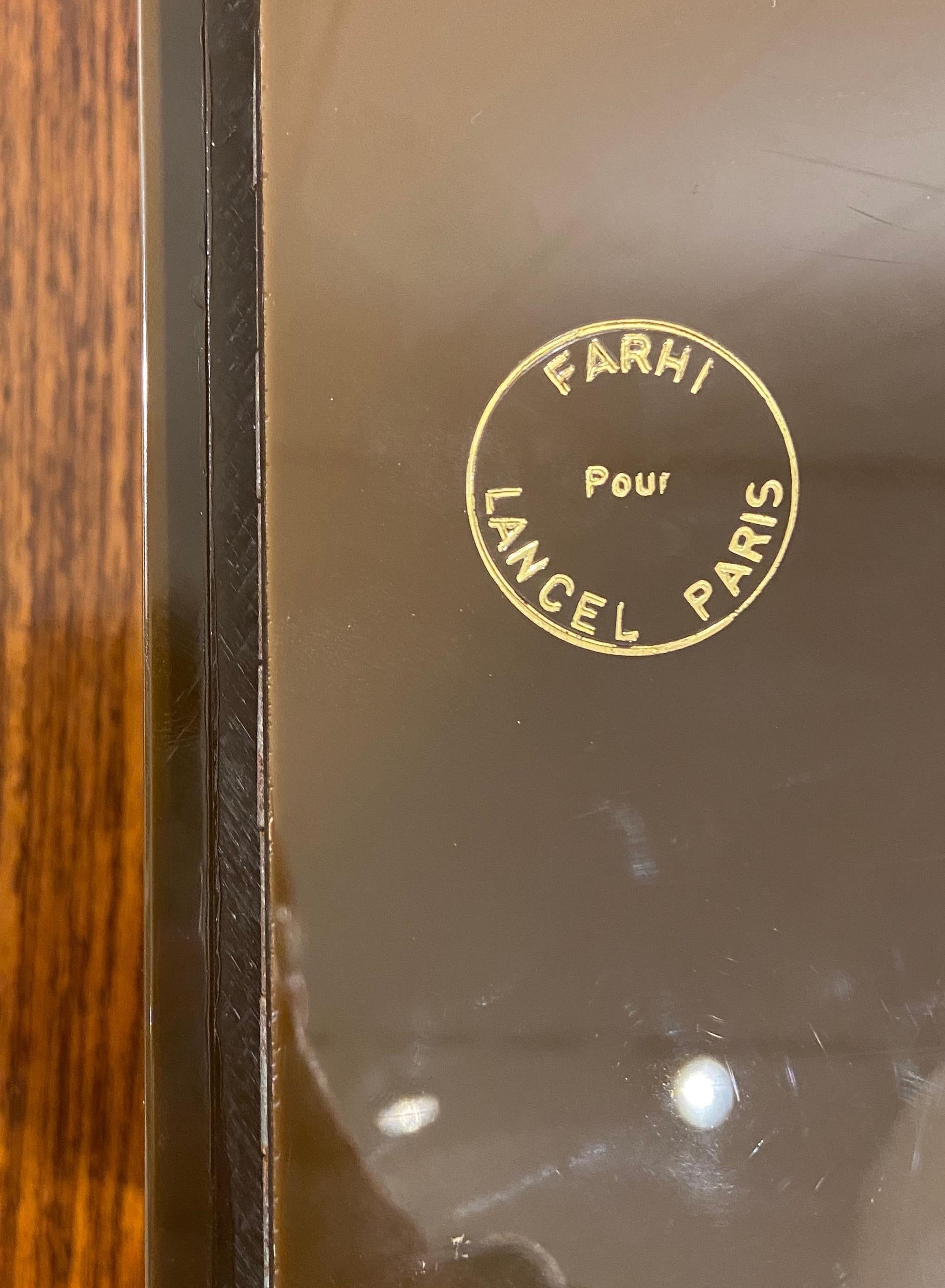 Fin du 20e siècle Humidificateur à cigares en plexiglas blanc et chocolat Jean-Claude FAHRI pour LANCEL