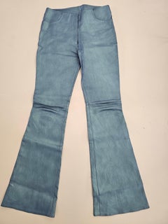 Jean-Claude Jitrois 1990 Pantalon évasé en cuir bleu métallisé