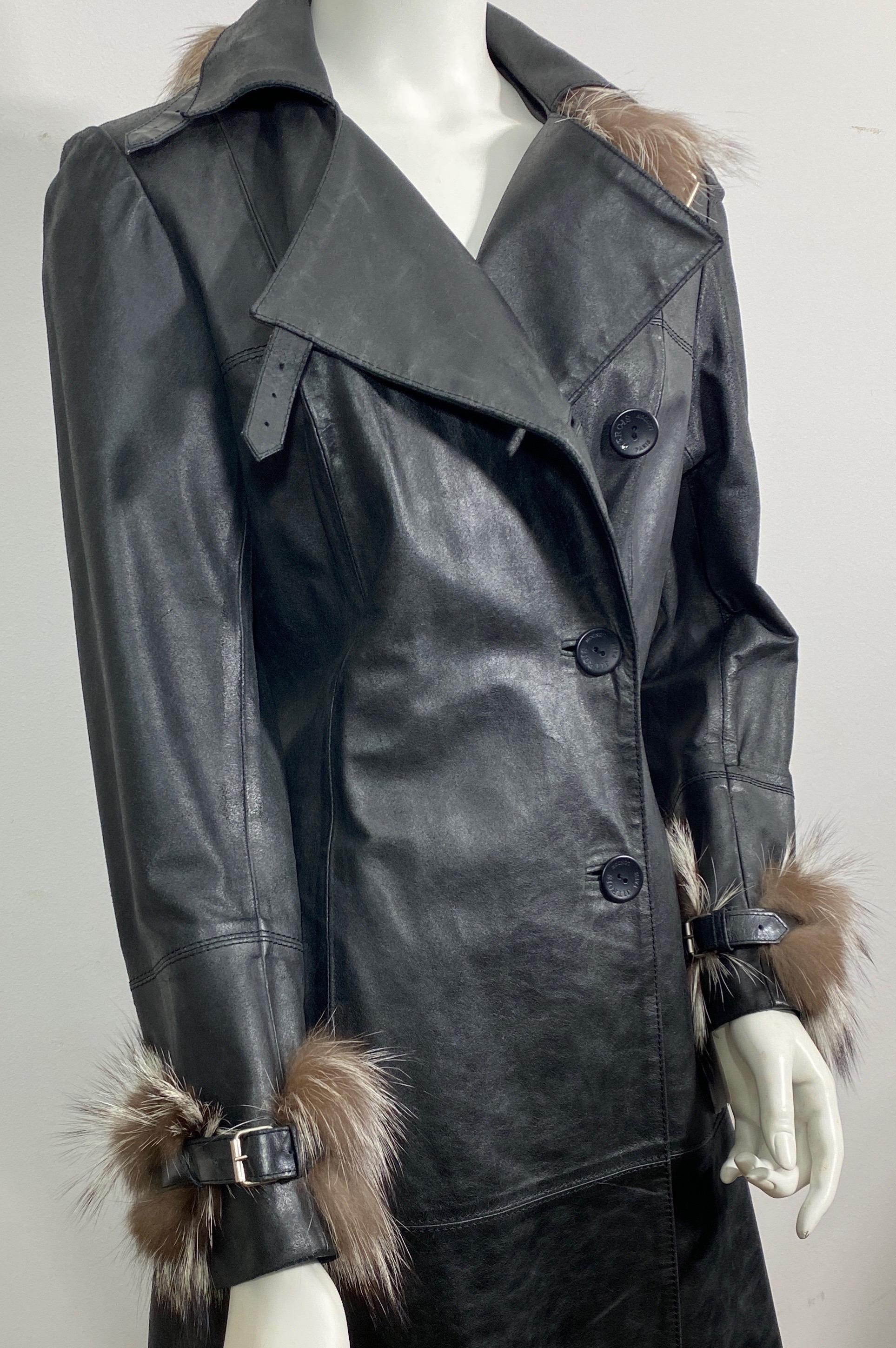 Jean Claude Jitrois Manteau en cuir nappa noir avec renard - Taille 38 Pour femmes en vente