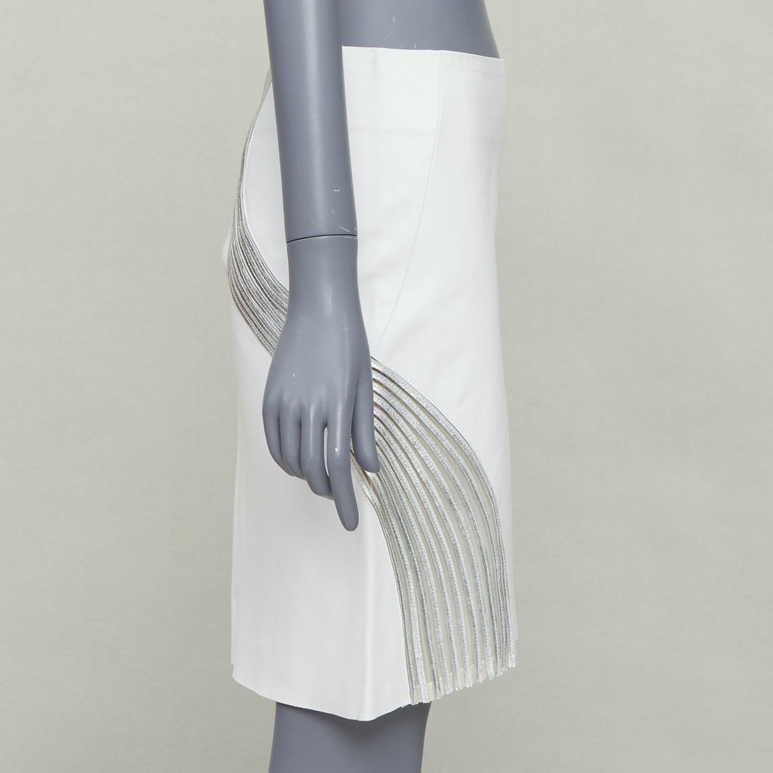 JEAN CLAUDE JITROIS white  leather silver silk applique pencil skirt IT36 XXS In Good Condition For Sale In Hong Kong, NT