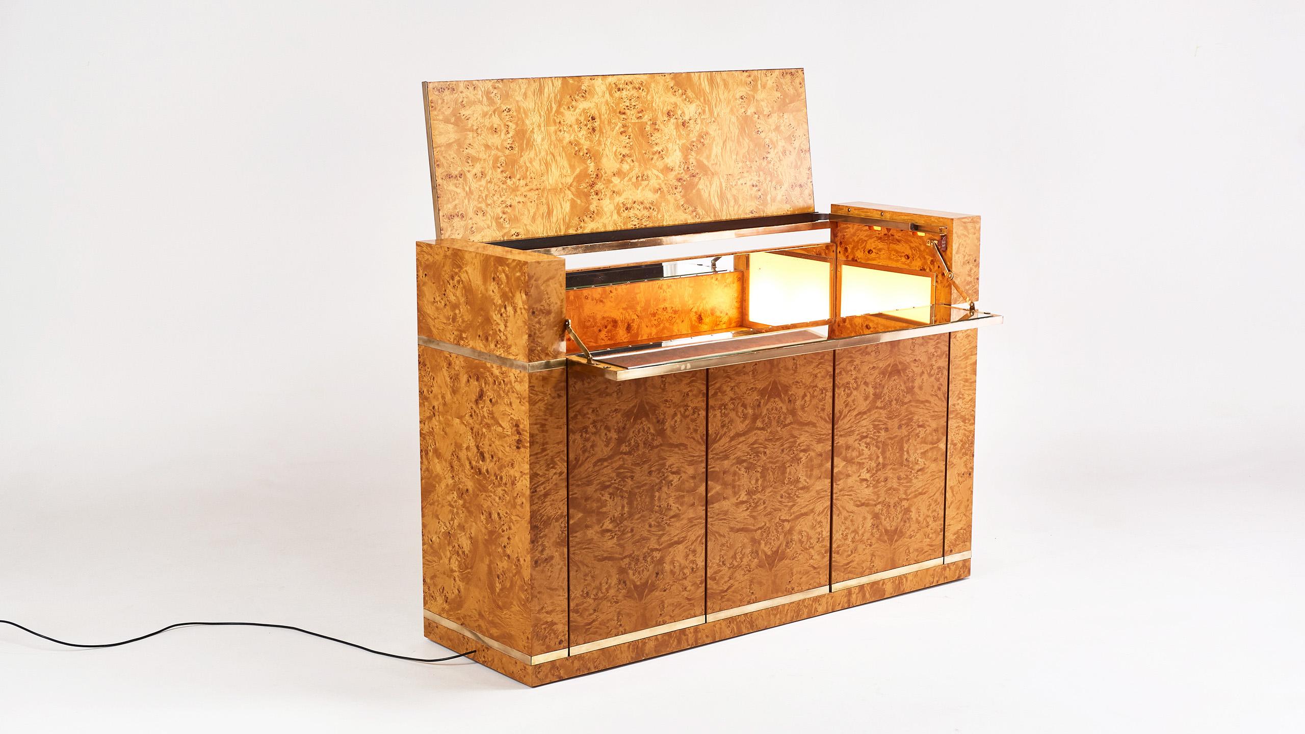 Jean-Claude Mahey, Burl Wood and Brass Dry Bar for Roche Bobois, 1978 8