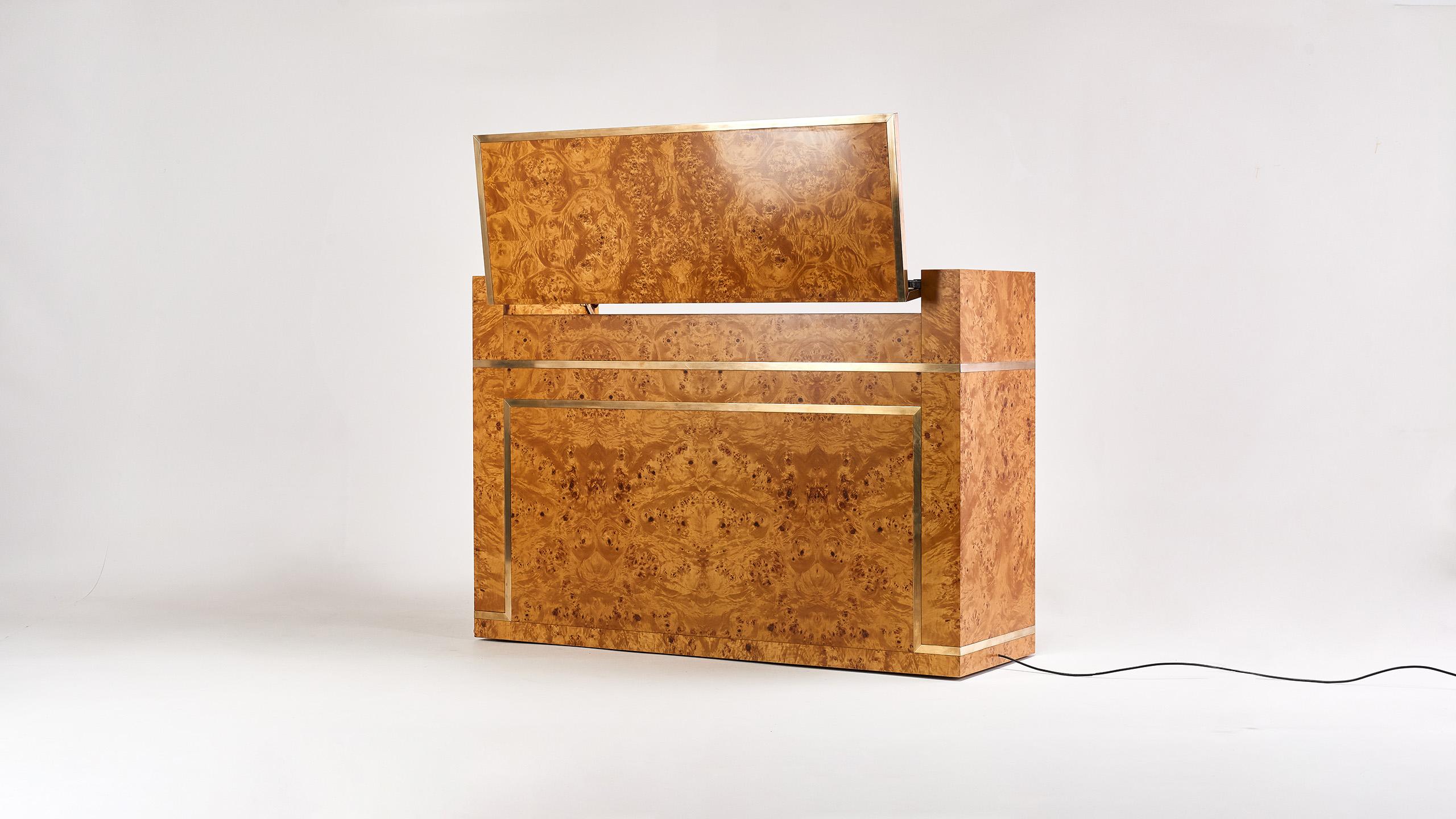 Jean-Claude Mahey, Burl Wood and Brass Dry Bar for Roche Bobois, 1978 1