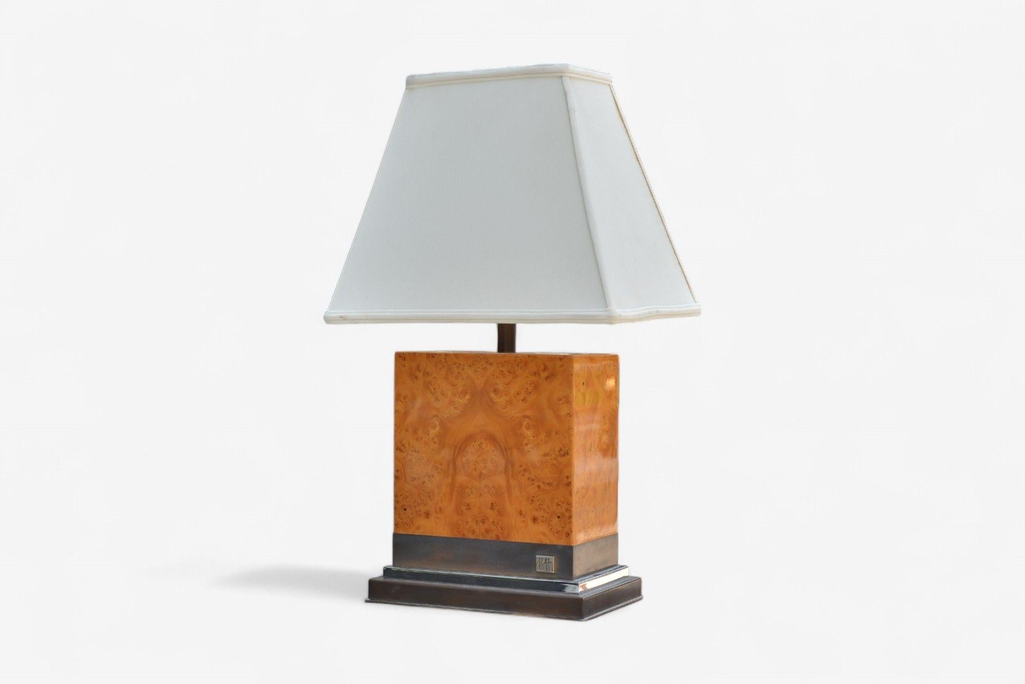 Jean Claude Mahey, French Mid-Century Modern, Burl Wood, Chrome, Table Lamps, France, 1960s

Pair of table lamps designed by Jean Claude Mahey and produced in France c. 1960s. Each example features burl wood rectangular bodies on chrome pedestal