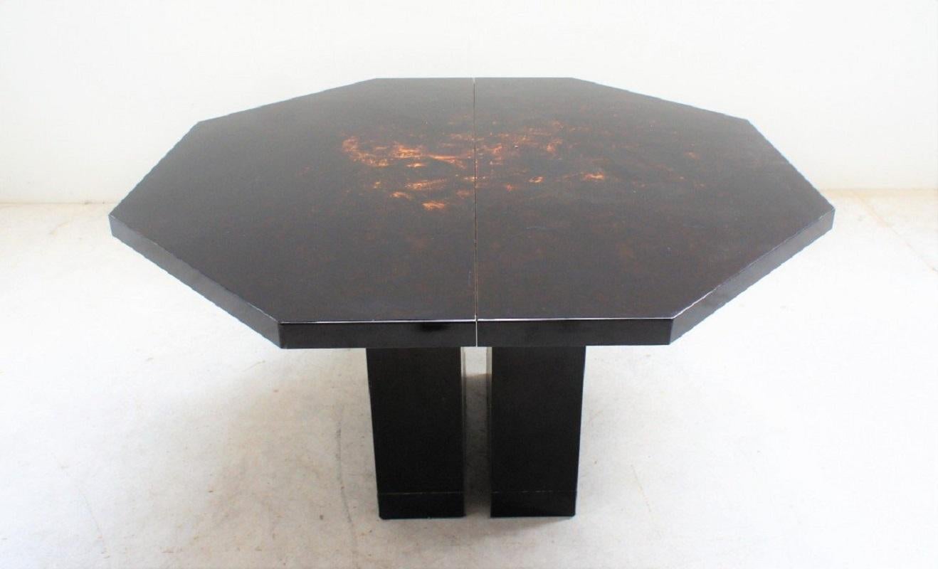 Jean-Claude Mahey Lacquer Dining Table In Good Condition For Sale In Brussels , BE