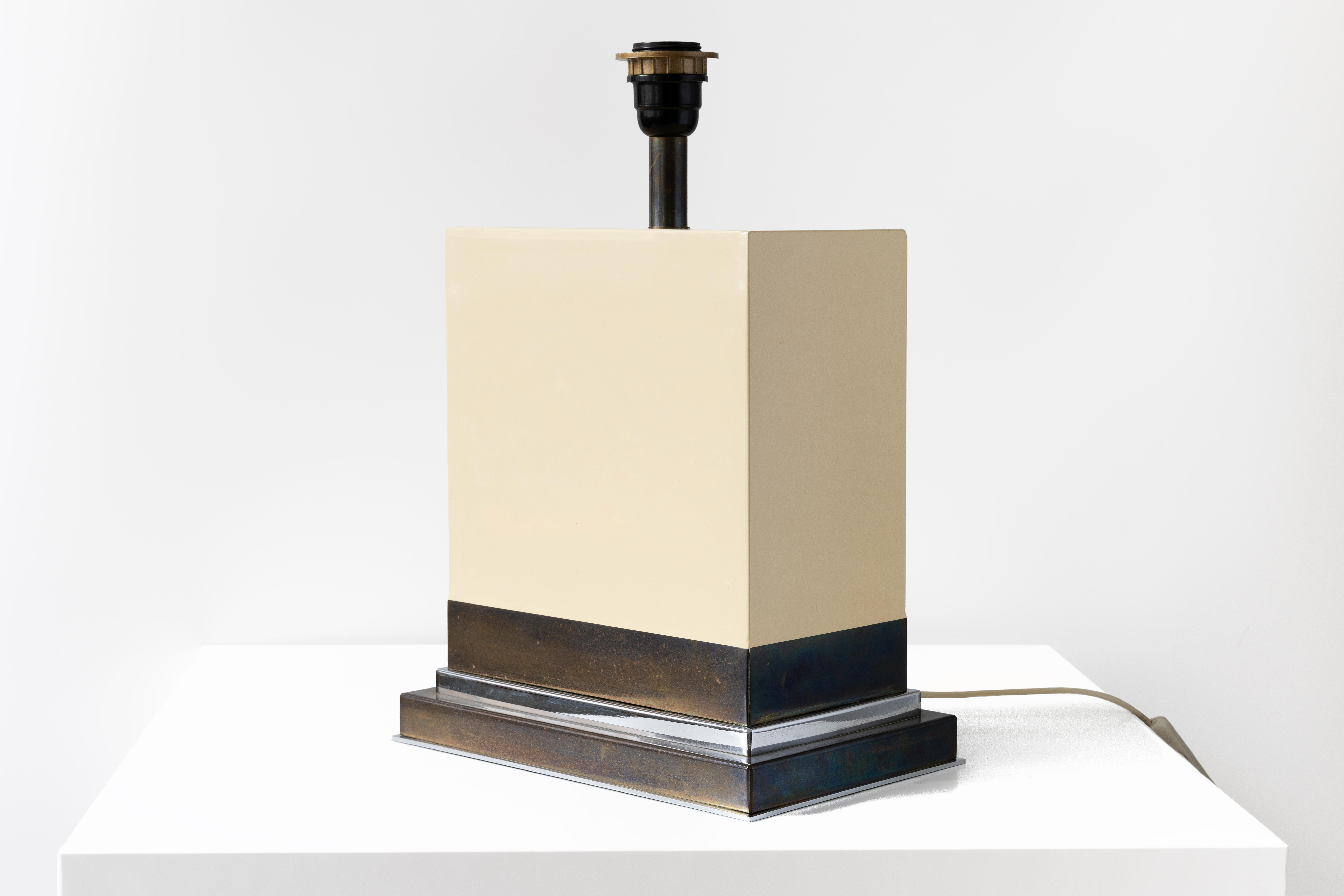 Lacquered Jean-Claude Mahey – Rectangular Cream Ivory Resin Table lamp, 1970s