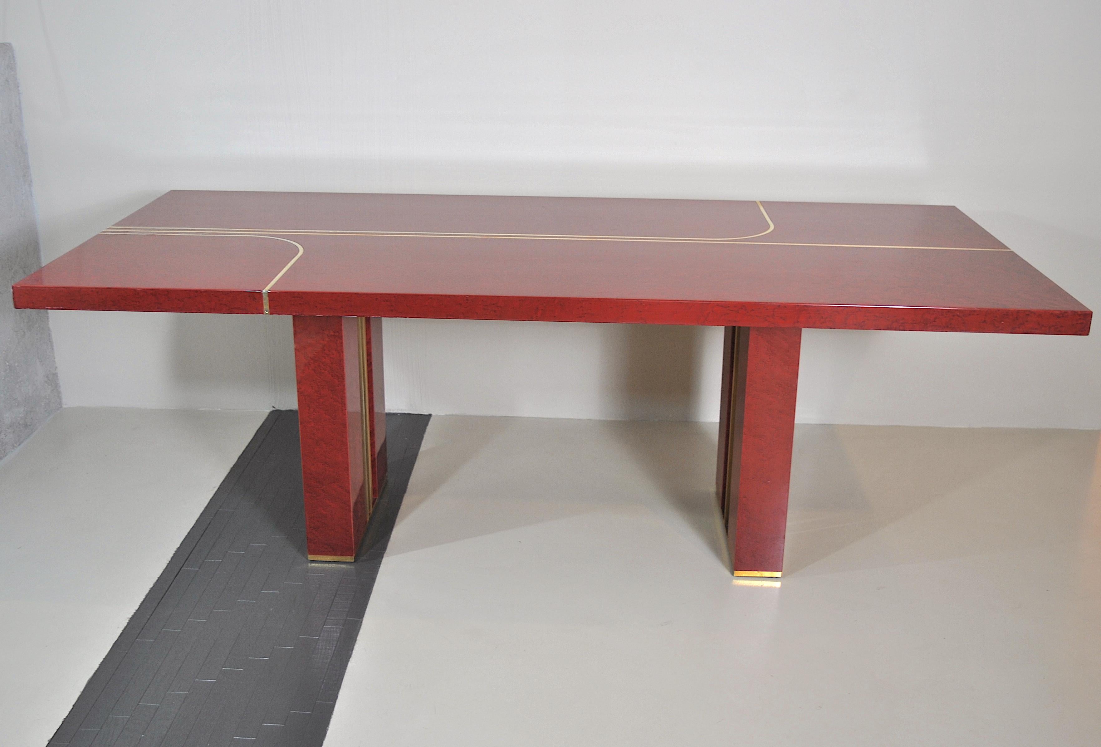 Midcentury Romeo Rega Red Lacquered Wood and Brass French Table, 1980s 2