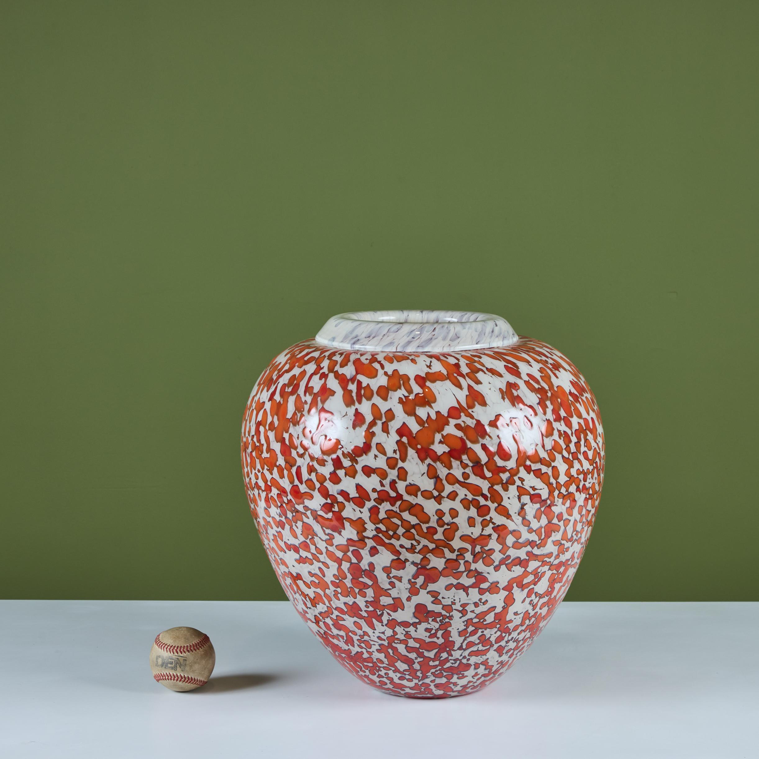 Moderno Vaso di vetro grande Jean Claude Novaro in vendita