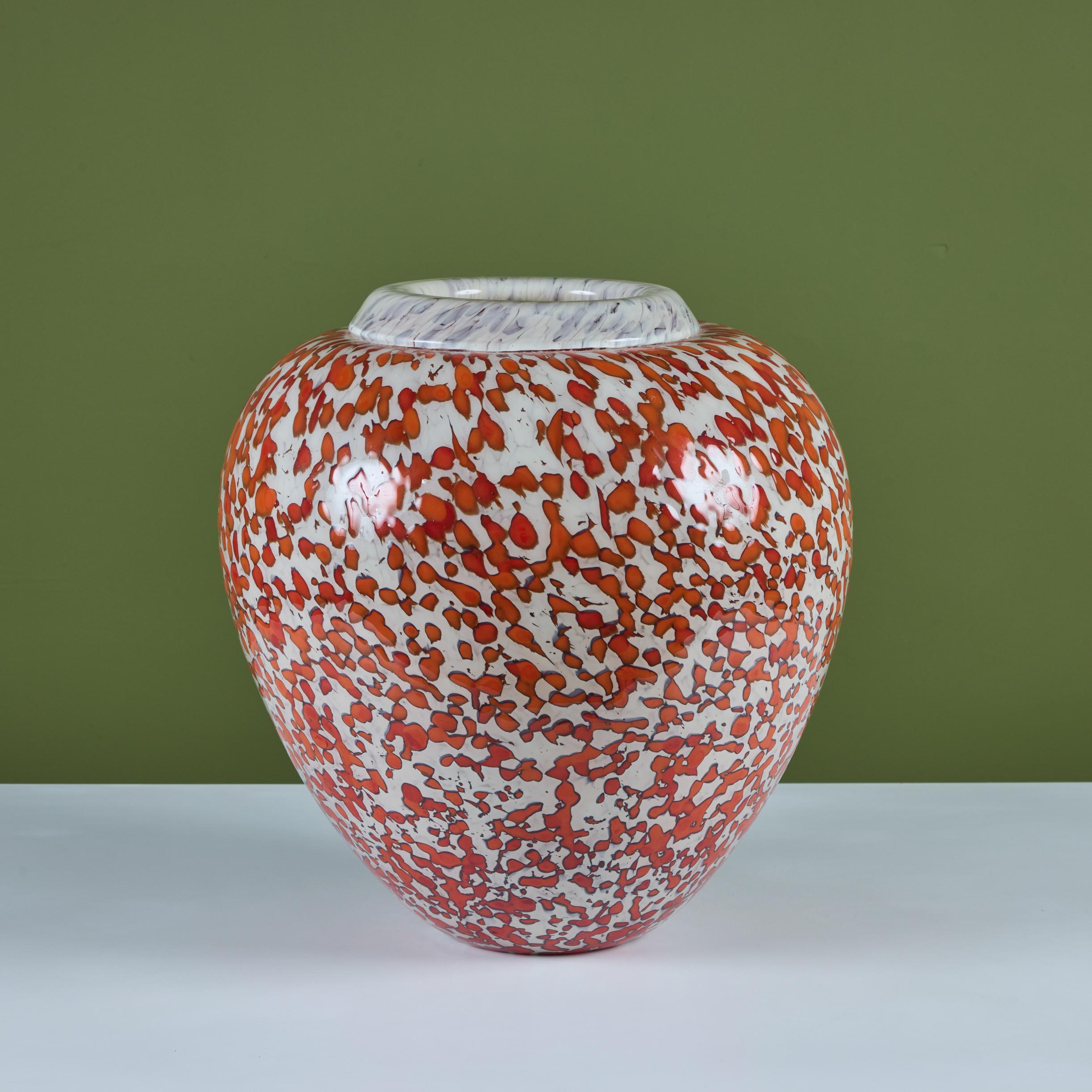 Vetro artistico Vaso di vetro grande Jean Claude Novaro in vendita