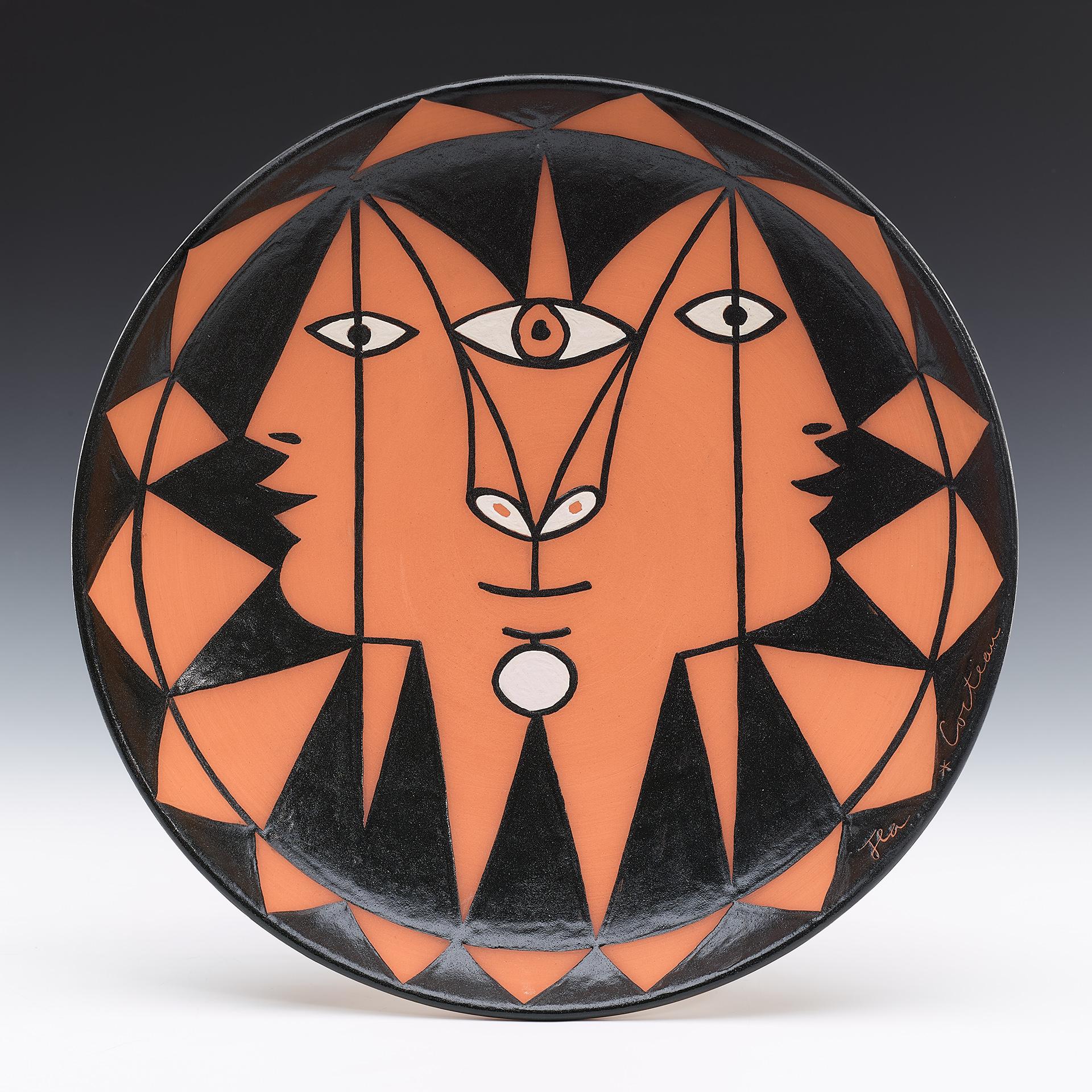 " Trois Faces aux triangles "