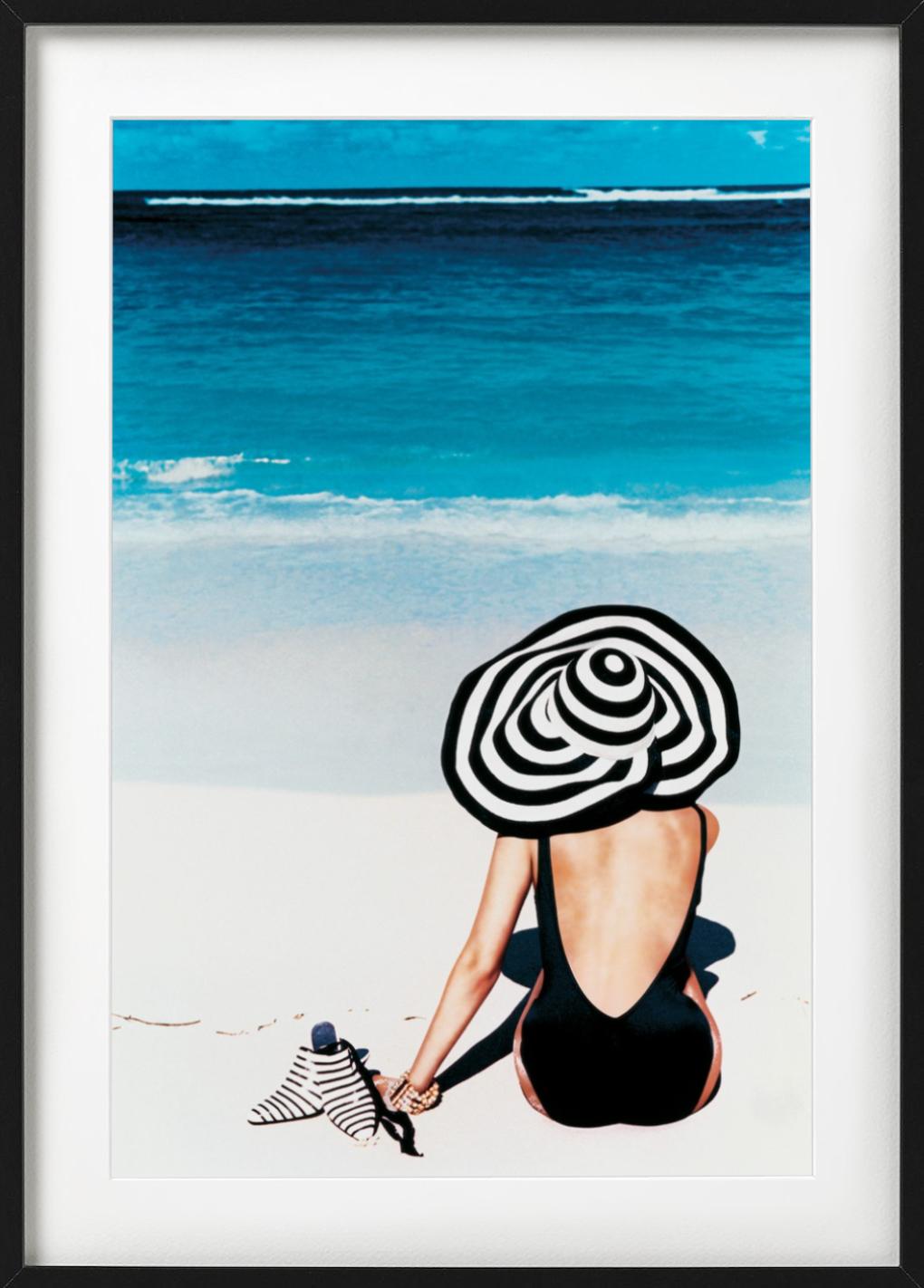 Christian Dior pour French Vogue, Ile Maurice, photographié par Jean Daniel Lorieux. 

Tous les tirages sont en édition limitée. Disponible en plusieurs tailles. Encadrement haut de gamme sur demande.

Toutes les impressions sont réalisées et