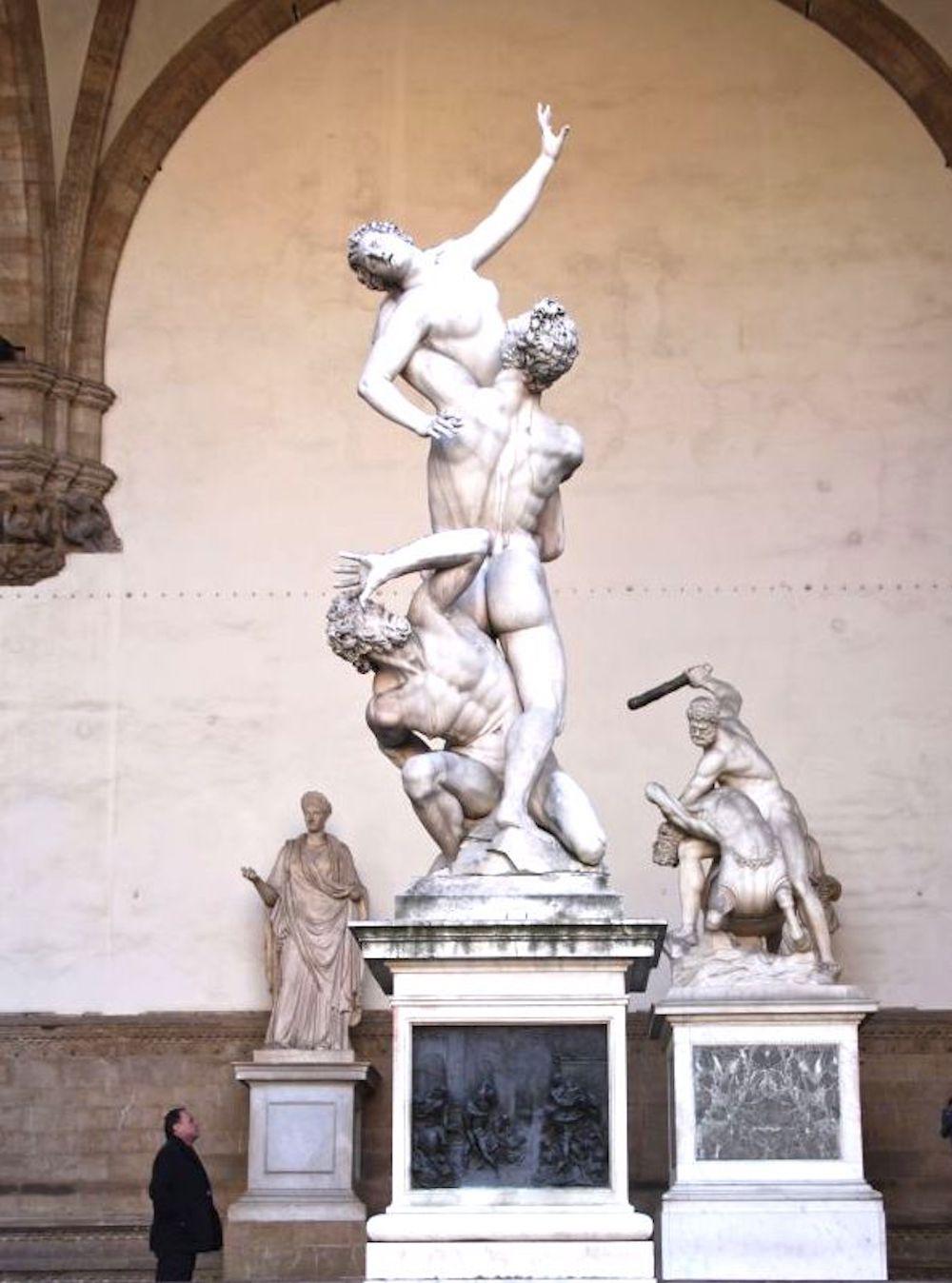 La Rape de Sabine - Sculpture en bronze emblématique de 1930 en vente 8
