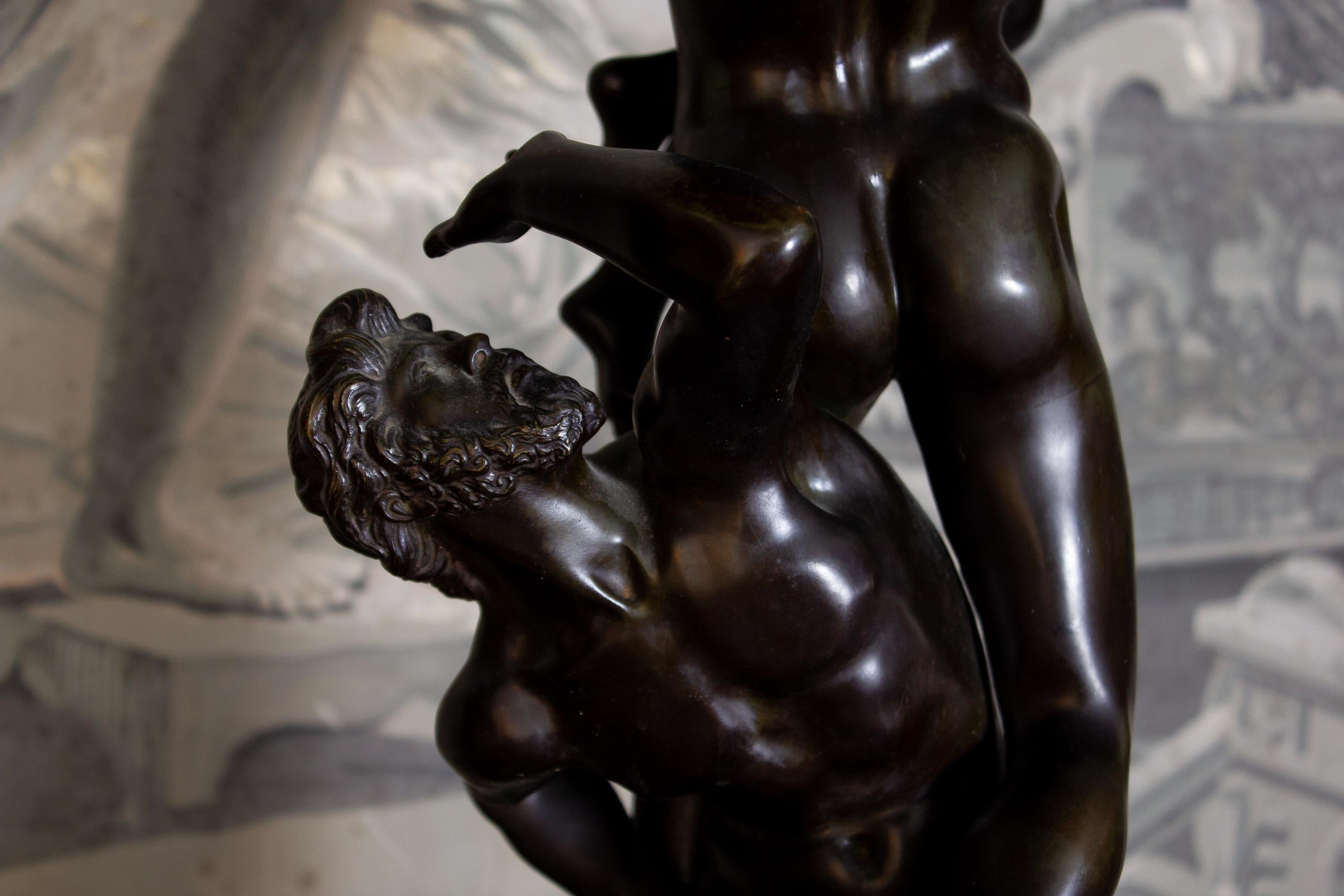 La Rape de Sabine - Sculpture en bronze emblématique de 1930 en vente 3
