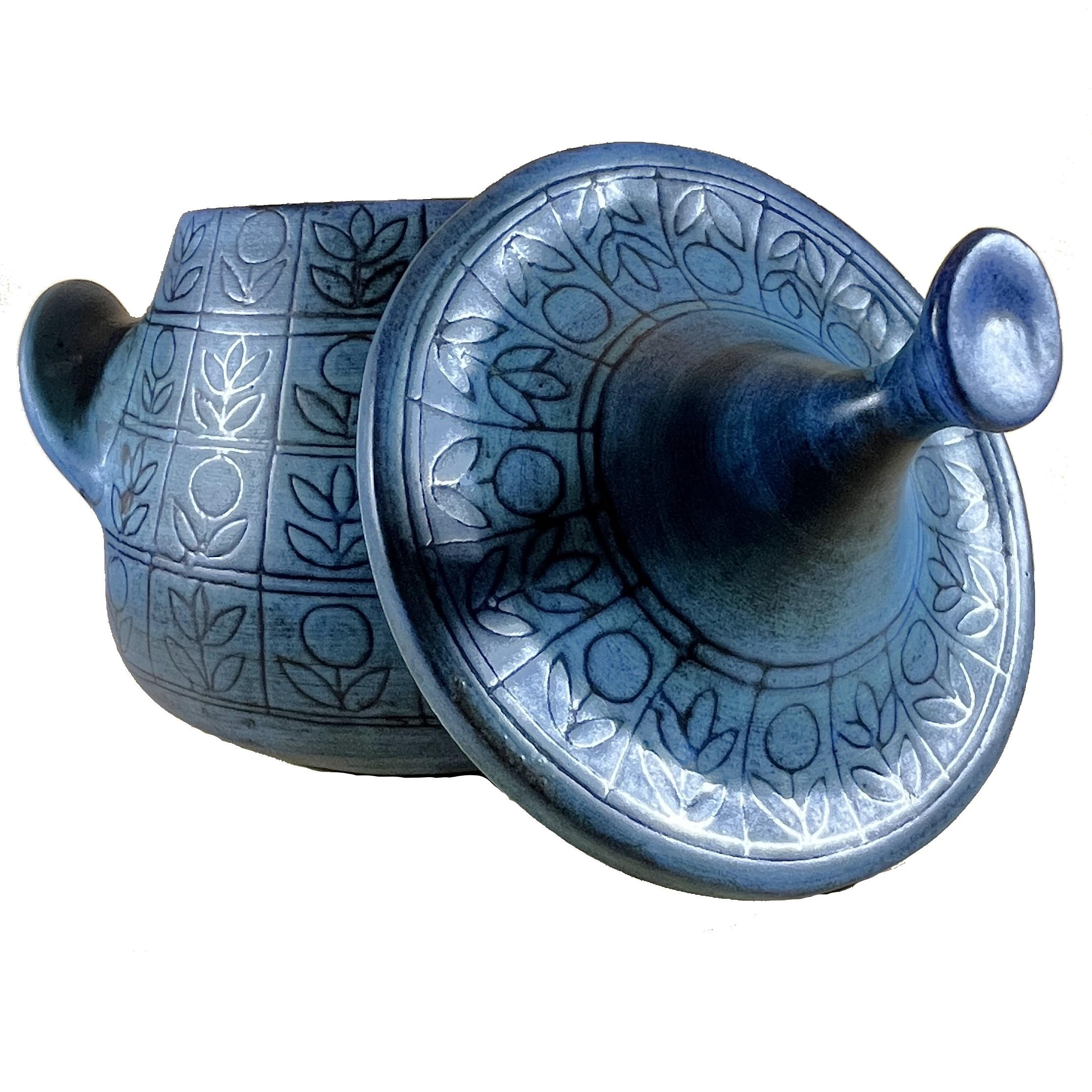 Jean de Lespinasse - Large Tureen/container in Blue Ceramic - 1950s/1960s en vente 2