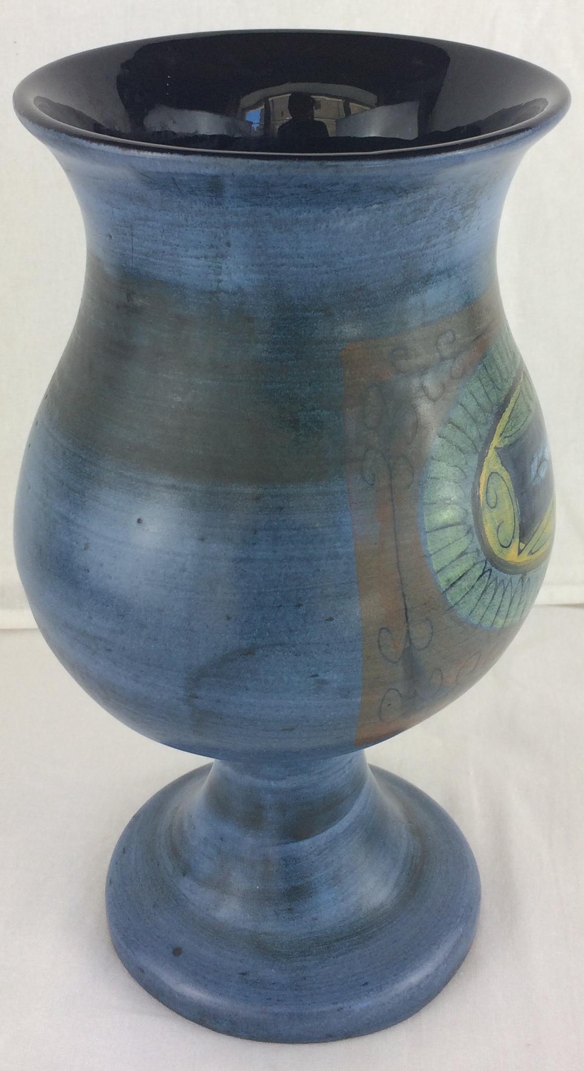 Francese Jean De Lespinasse Vaso in ceramica francese del metà secolo, Vaso in ceramica blu in vendita