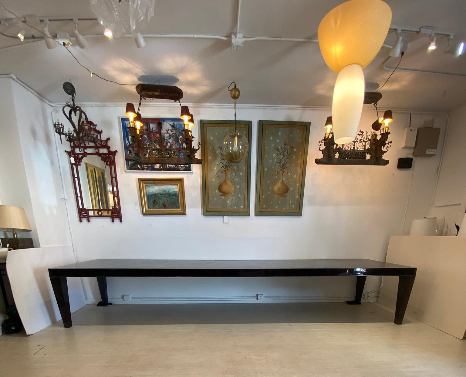 Moderne Conférence Jean de Merry - Grande table à manger Salle à manger en vente