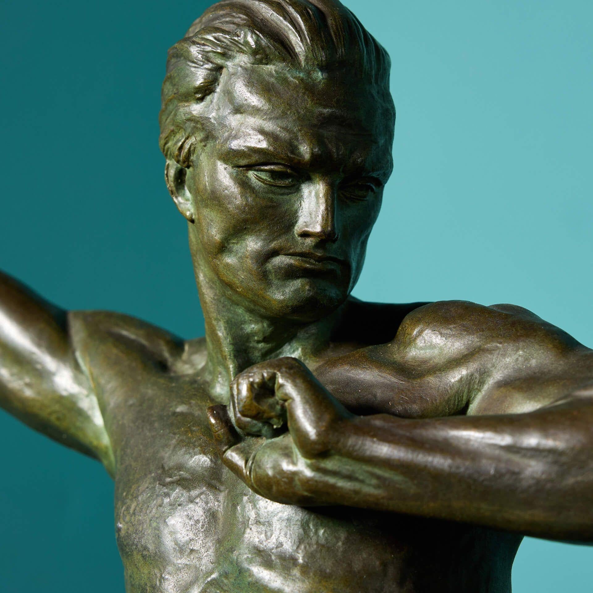 Jean de Roncourt (c.1925) Figura de bronce 