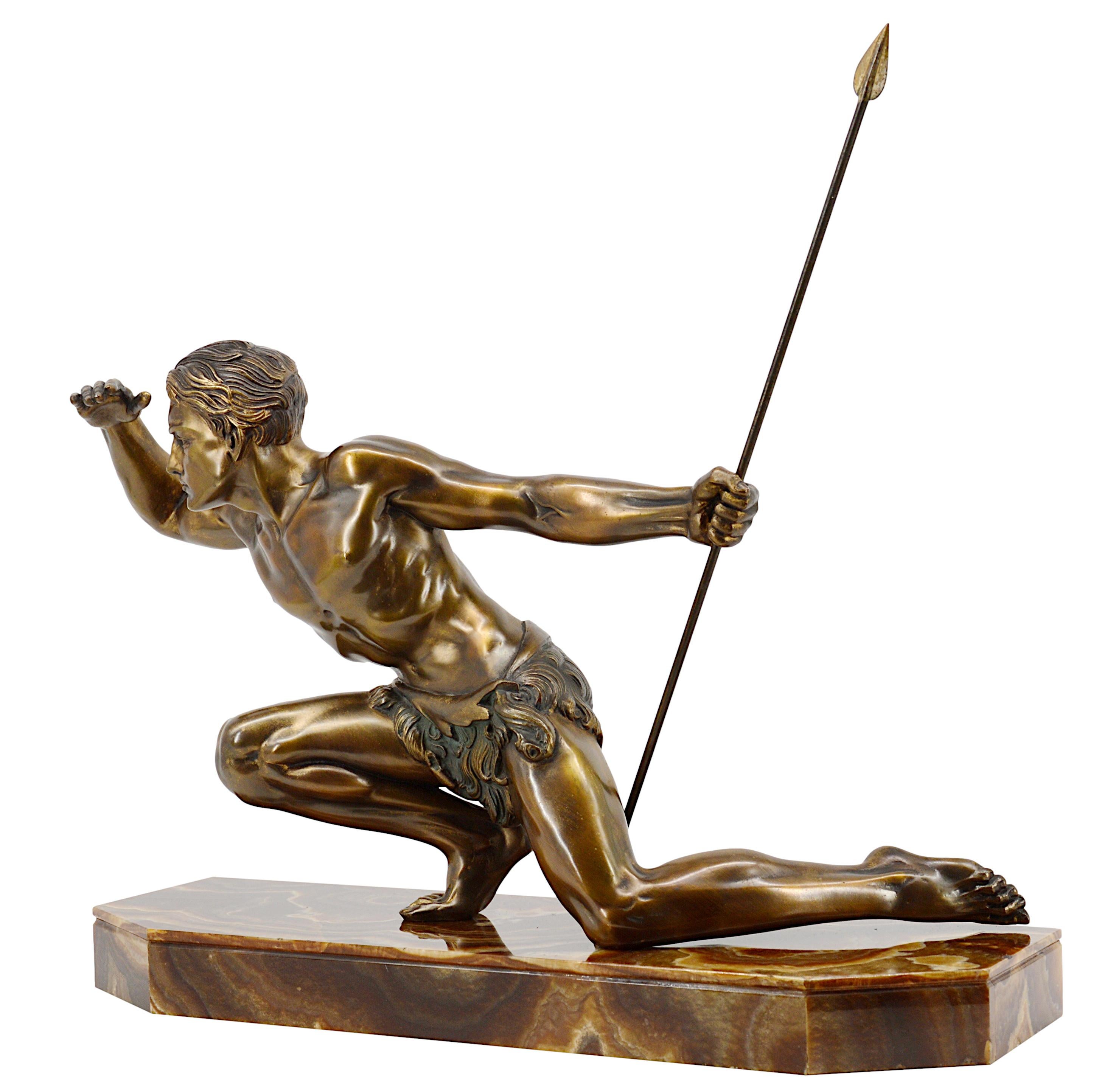 Rare sculpture de chasseur Art Déco de Jean de Roncourt, 1920 Bon état - En vente à Saint-Amans-des-Cots, FR