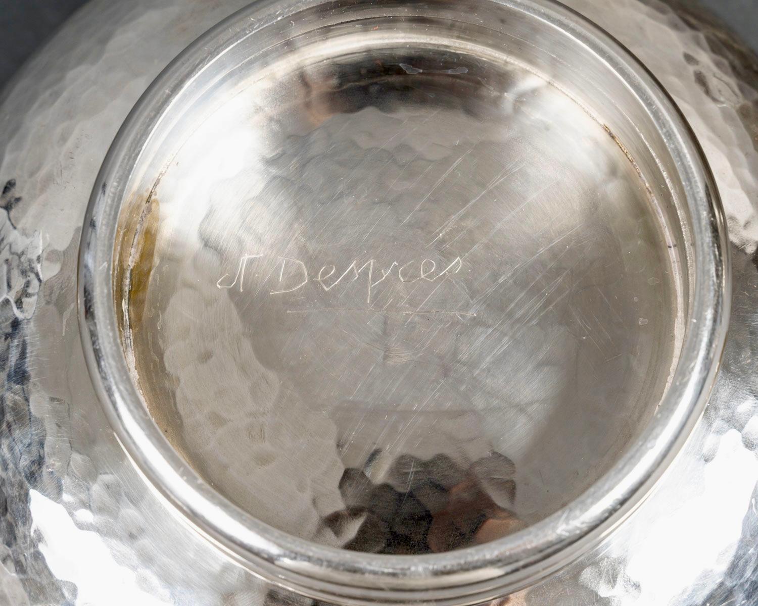 Jean Desprès - Art Deco Modernist Pair Of Bowls Hammered Silver Plated Metal For Sale 4