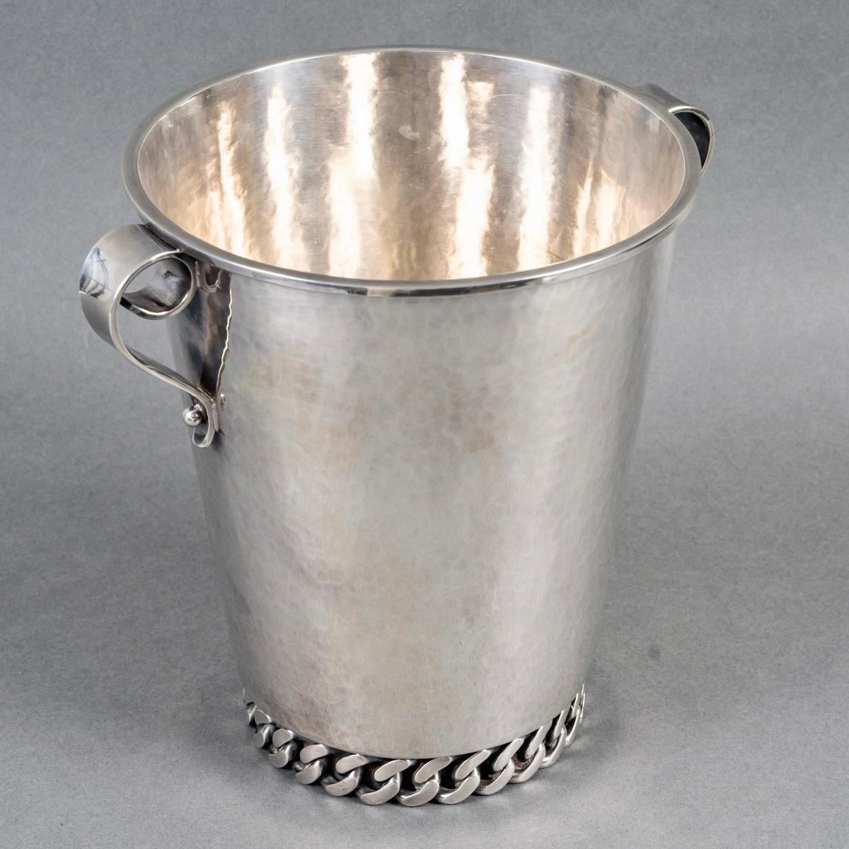 French Jean Desprès - Champagne Ice Bucket Art Deco Hammered Silver Plated Metal For Sale