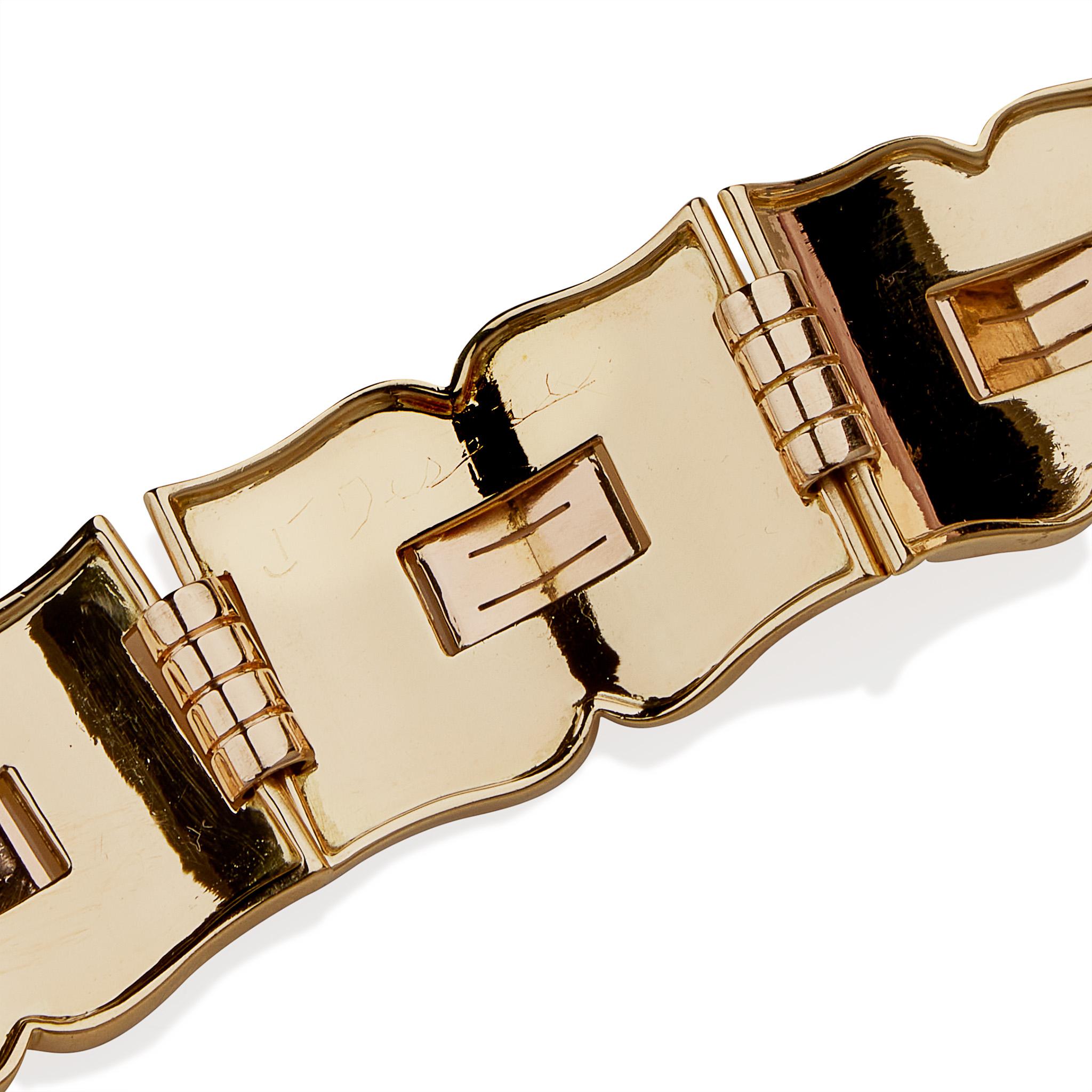 Jean Després French Modernist Tri-color Gold Bracelet In Excellent Condition For Sale In New York, NY