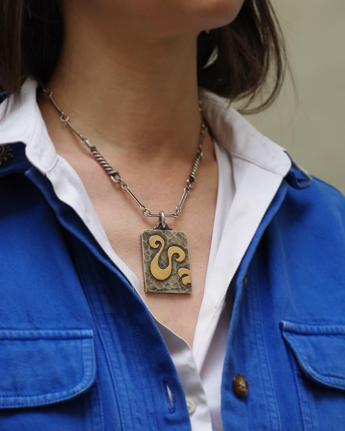 Modernist Jean Desprès signed Aries pendant, French zodiacal silver and gold medal For Sale