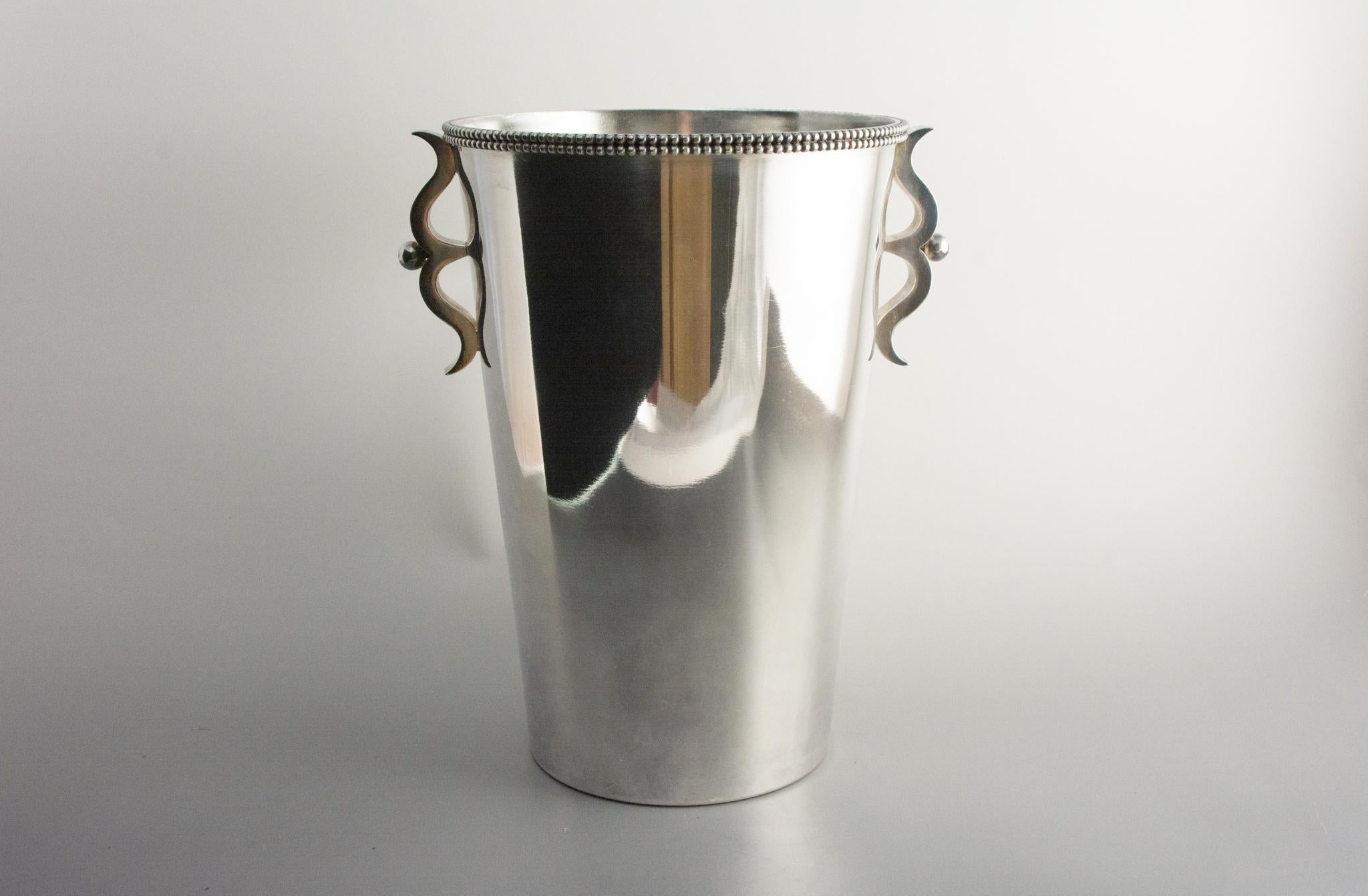 Enfriador de vino Jean Després Chapa de plata Circa 1955 París Francia