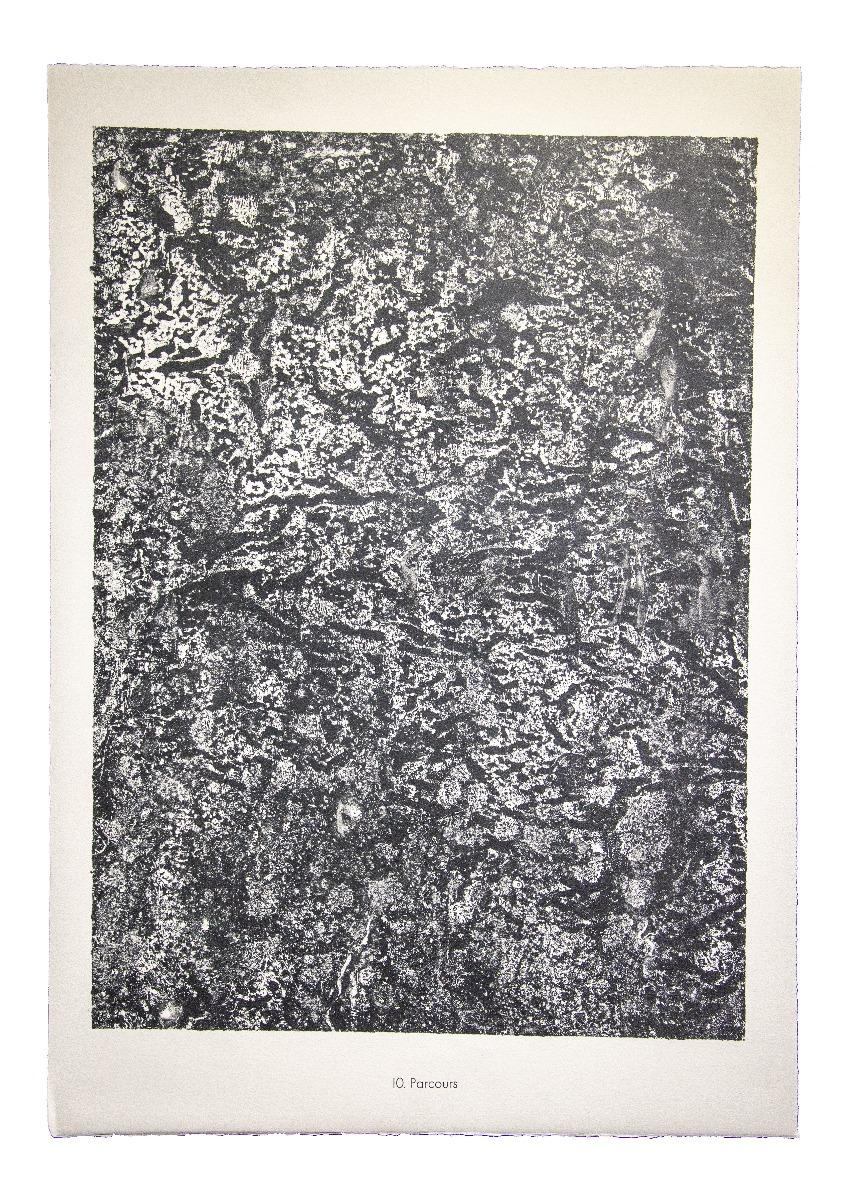 Parcours - From Sols, Terres is an original black and white lithograph realized by Jean Dubuffet (1901 Le Havre - Paris 1985).

The artwork is the plate n. 10 from the portfolio Sols, Terres that includes 18 lithographs, realized in 1959.

Edition