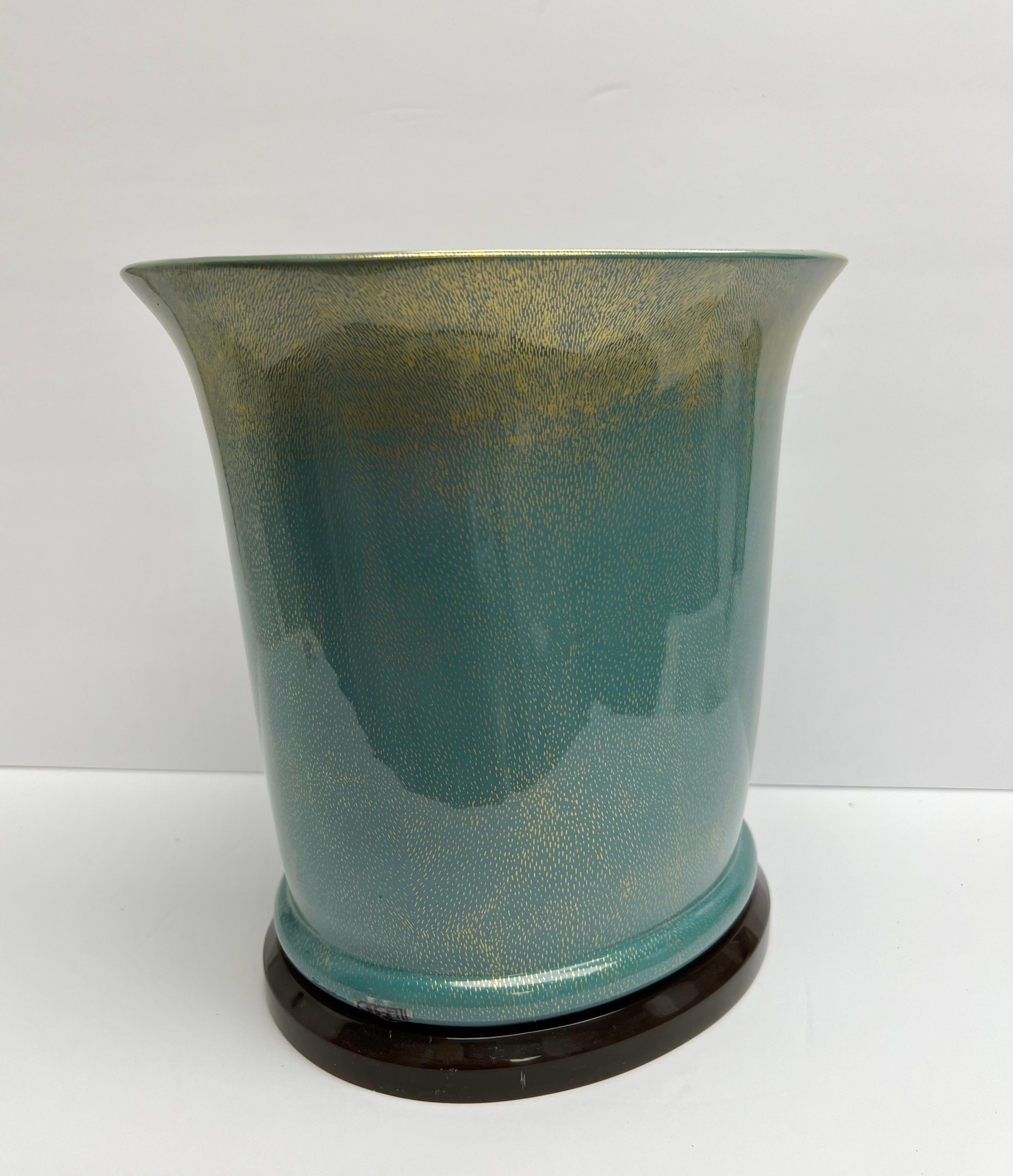 Fine XX secolo Vaso in porcellana in stile Jean Dunand di Mangiani Oggeti in vendita