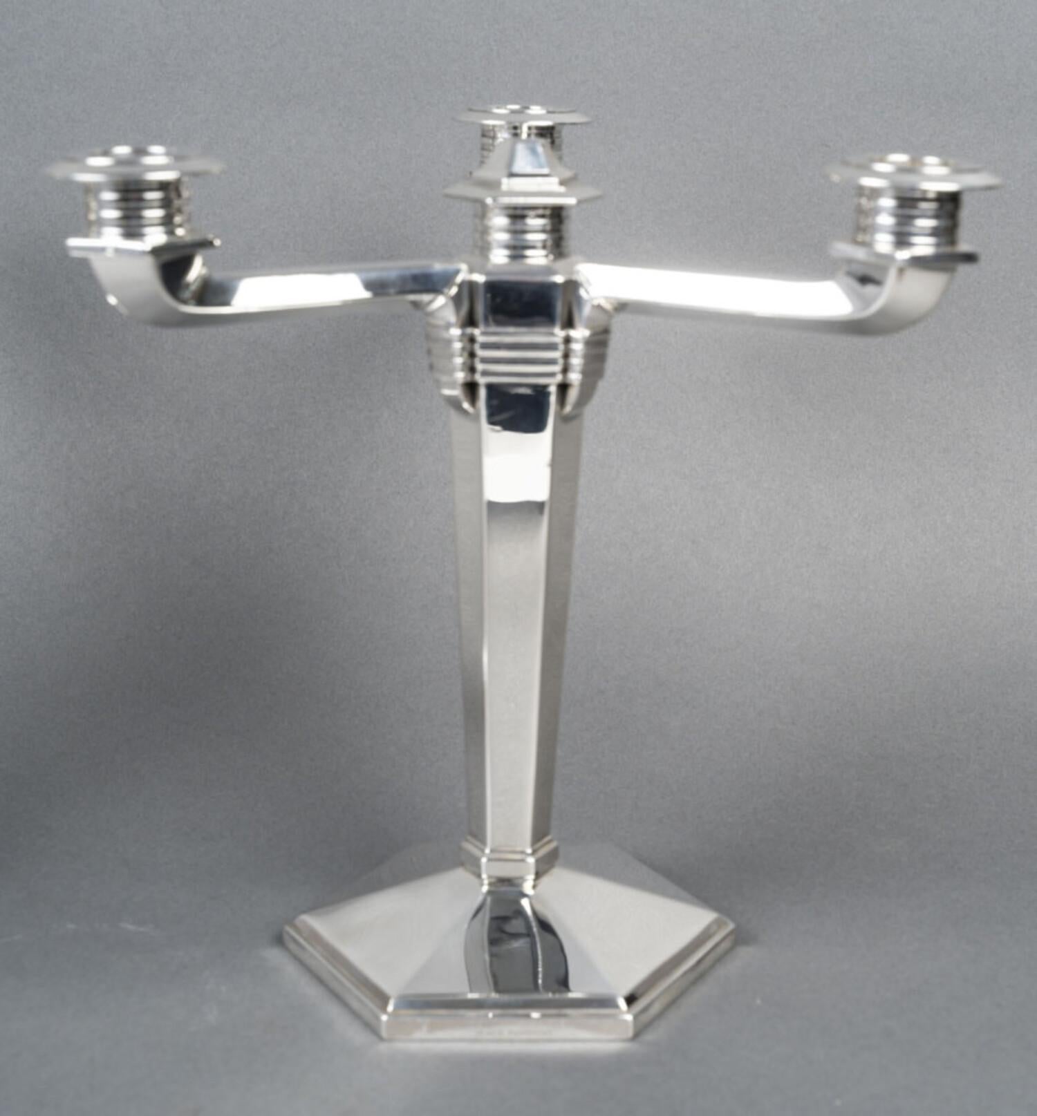 JEAN E. PUIFORCAT - Coppia di candelabri in argento massiccio periodo ARTDECO circa 1930 in vendita 1