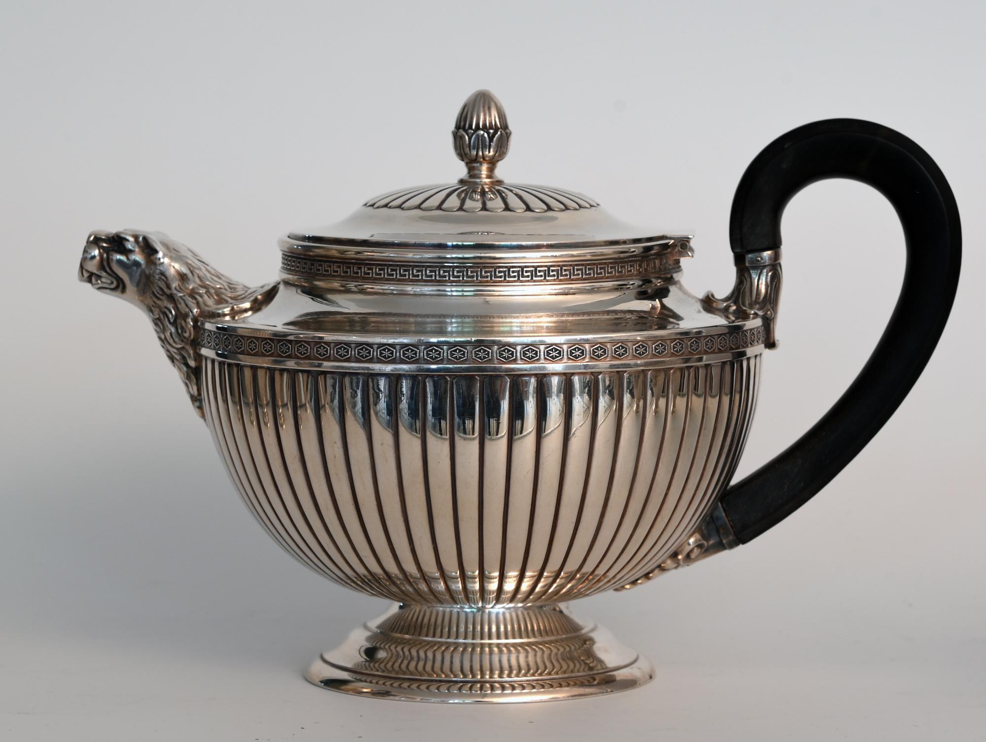 Jean E. Puiforcat Silver Timeless Set for Tea and Coffee in Neoclassical Form For Sale 5