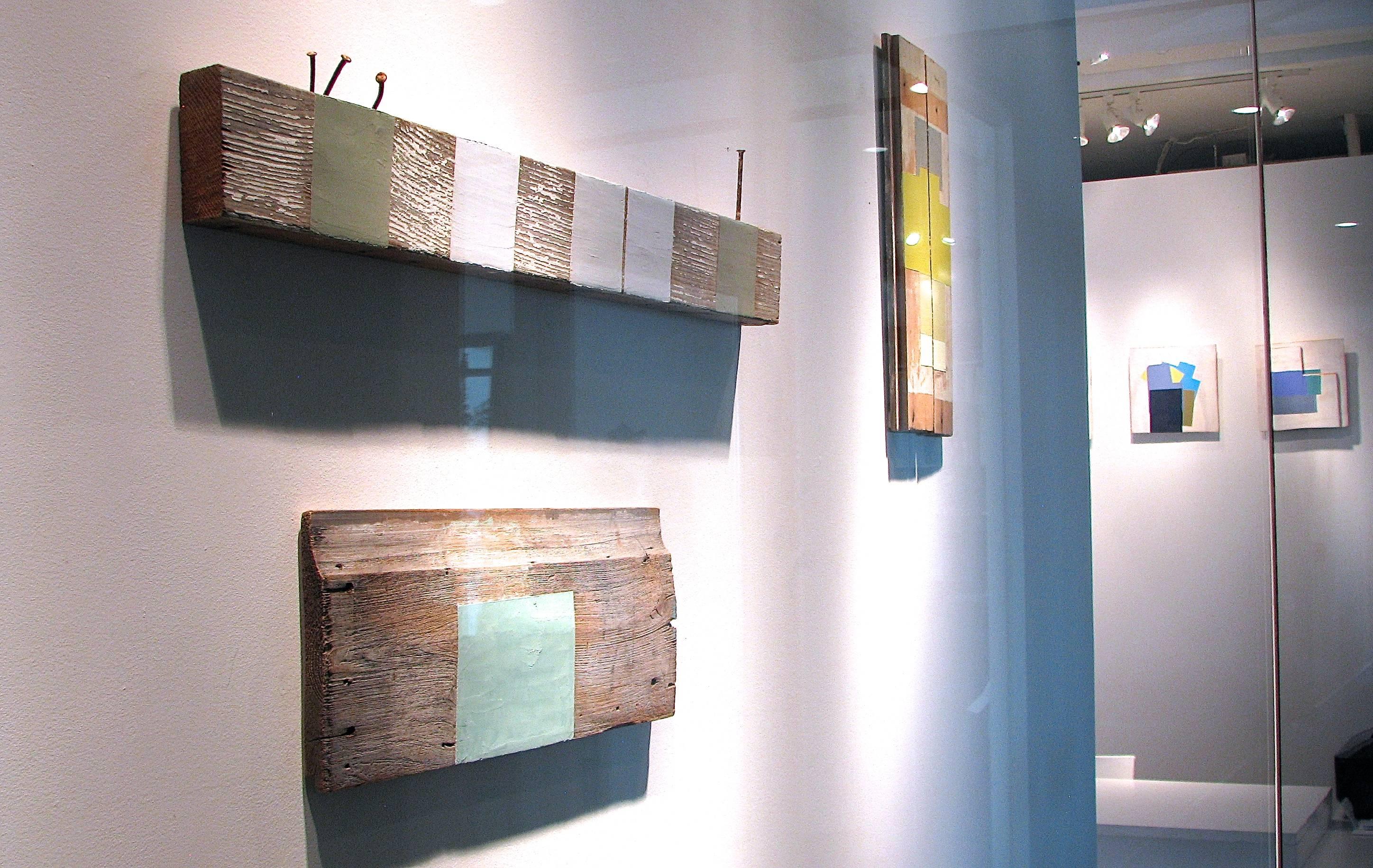 Reflecting Pool, 2017, Öl auf gefundenem Holz 14,5  x 47 x 1.5  Zentimeter.  Dieses Gemälde ist derzeit in einer Einzelausstellung des Künstlers in der Beth Urdang Gallery in Boston zu sehen.

Jean Feinberg ist ein in New York ansässiger Künstler,