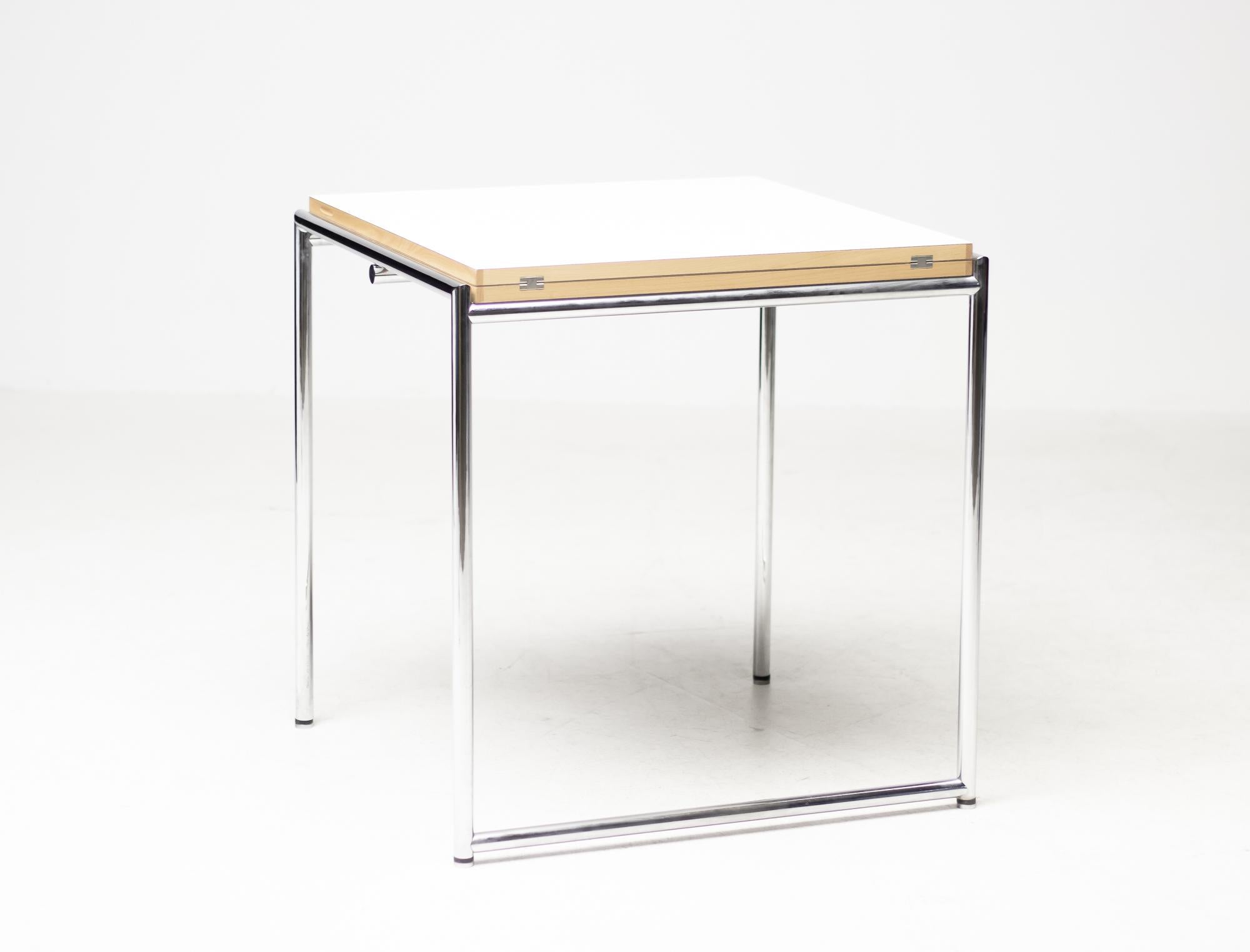 Jean Fold Out Table by Eileen Gray 1
