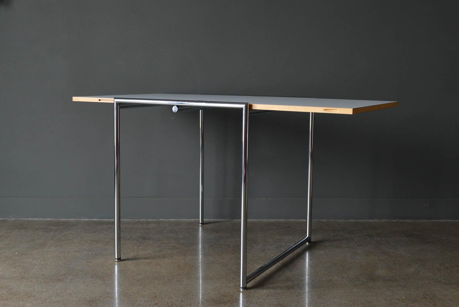 'Jean' Folding Table or Desk by Eileen Gray, 1929 5