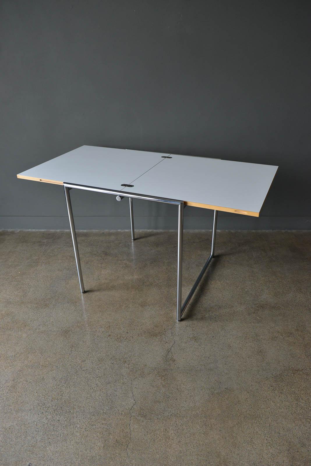 Bauhaus 'Jean' Folding Table or Desk by Eileen Gray, 1929
