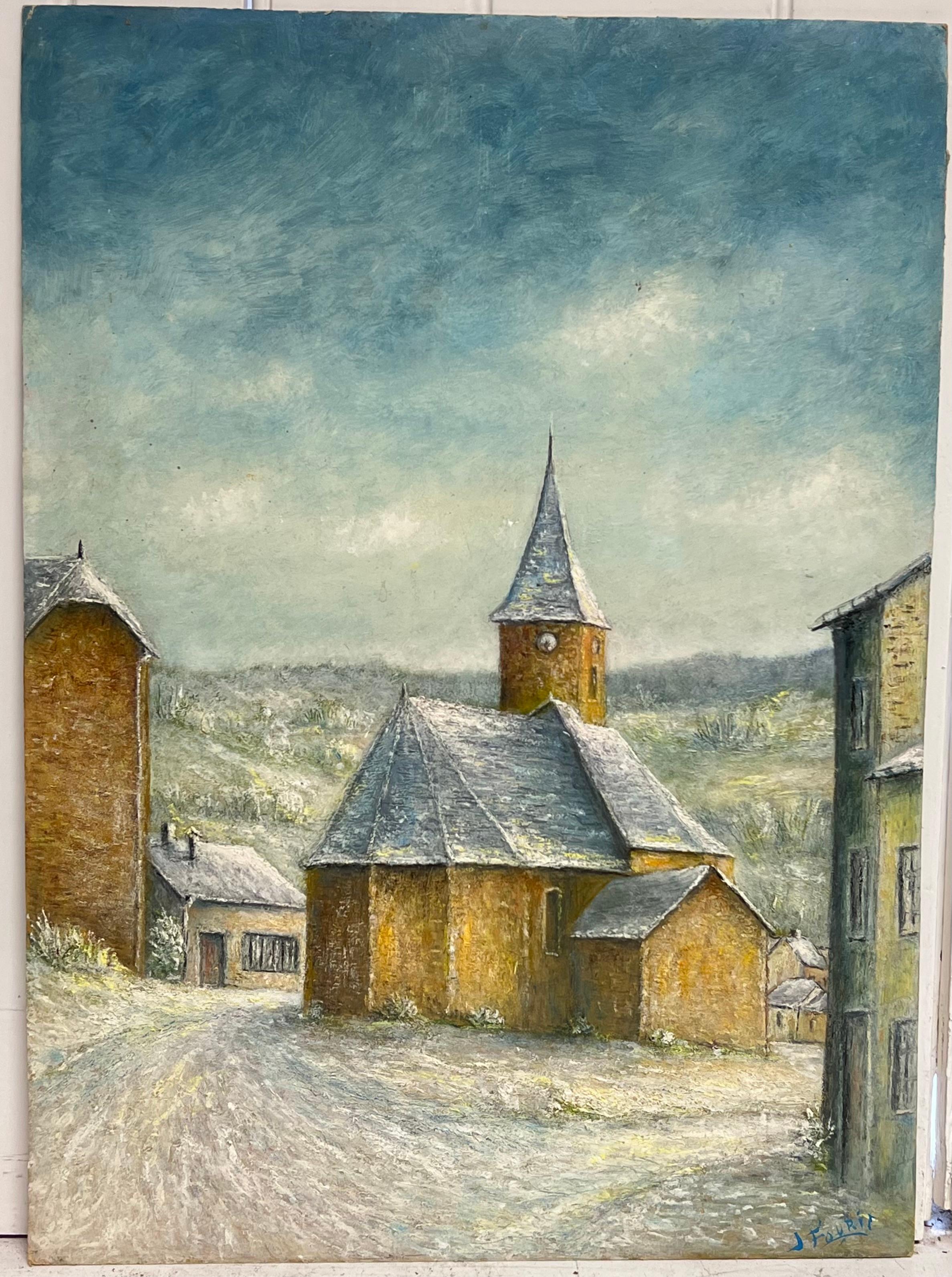 Toit d'église couvert de neige A.I.C. peinture à l'huile paysage de village du 20e siècle - Gris Landscape Painting par Jean Fourie