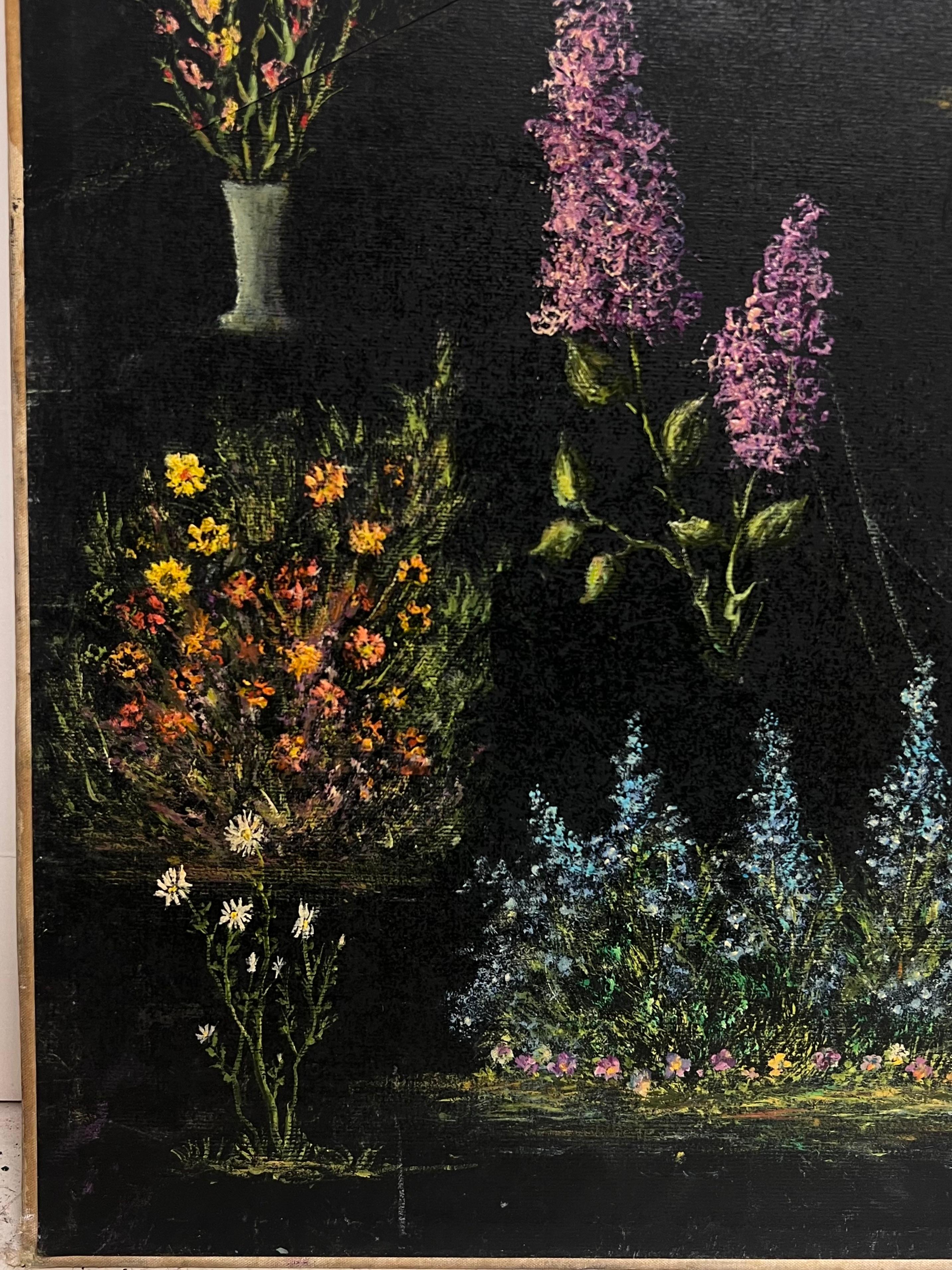 Étude de fleurs de jardin sur fond noir Peinture à l'huile en vente 3