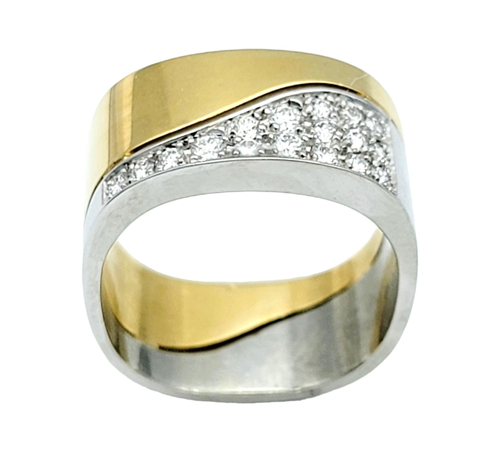 Contemporain Jean-Francois Albert Bague à anneau carrée « Signature Fit » en diamants bicolores, E-F/VS en vente