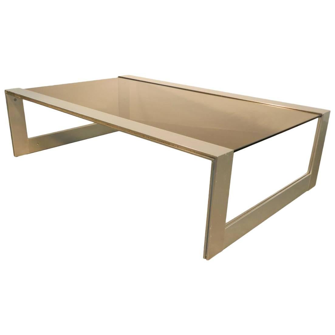 Table de canapé Jean Francois Sergeant en aluminium verni et verre teinté en vente